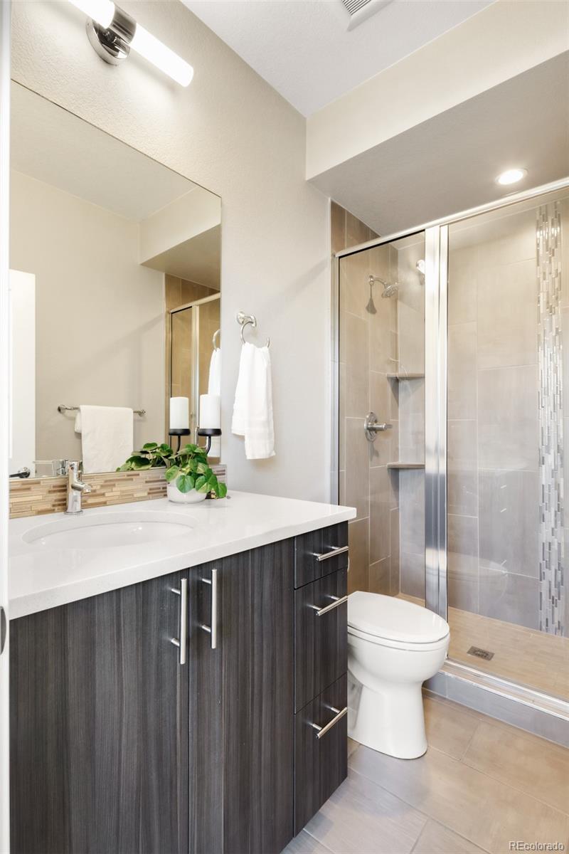 3735 Kalamath Street Unit: 2