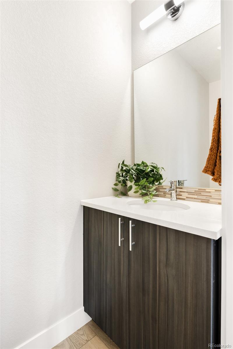 3735 Kalamath Street Unit: 2