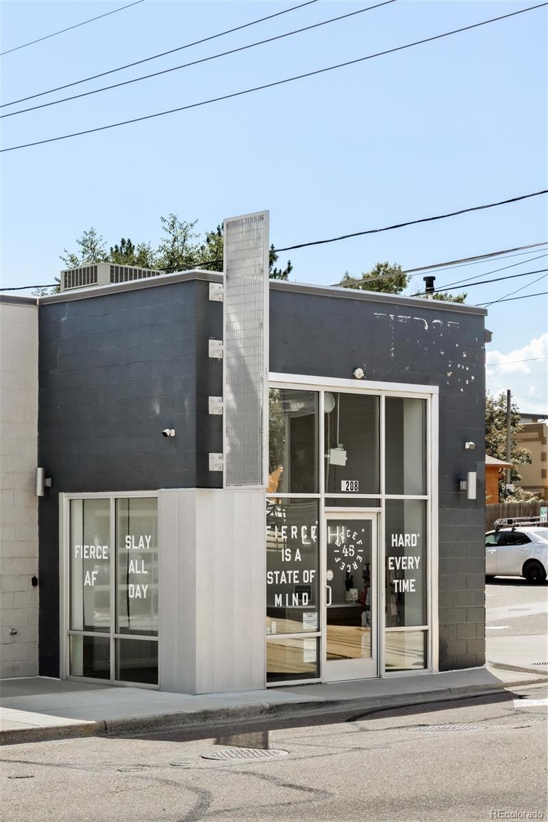 3735 Kalamath Street Unit: 2