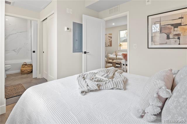 4025 N Jason Unit: 106