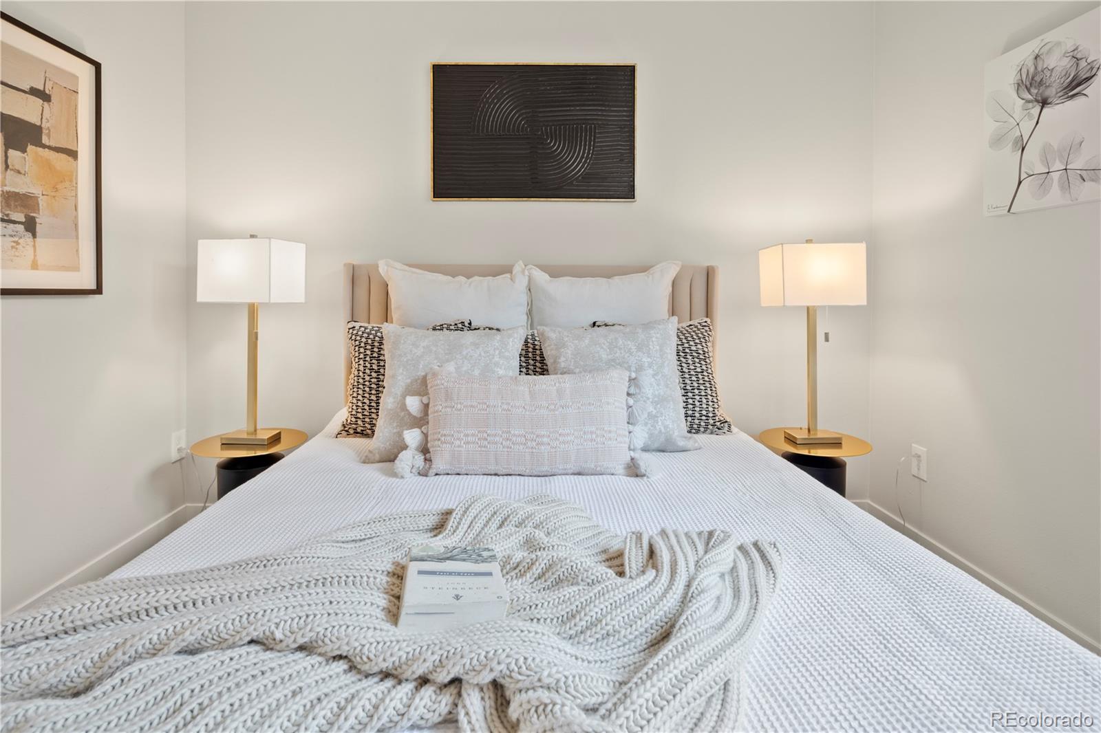 4025 N Jason Unit: 106