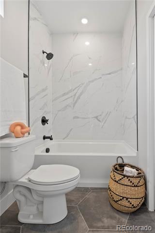 4025 N Jason Unit: 106