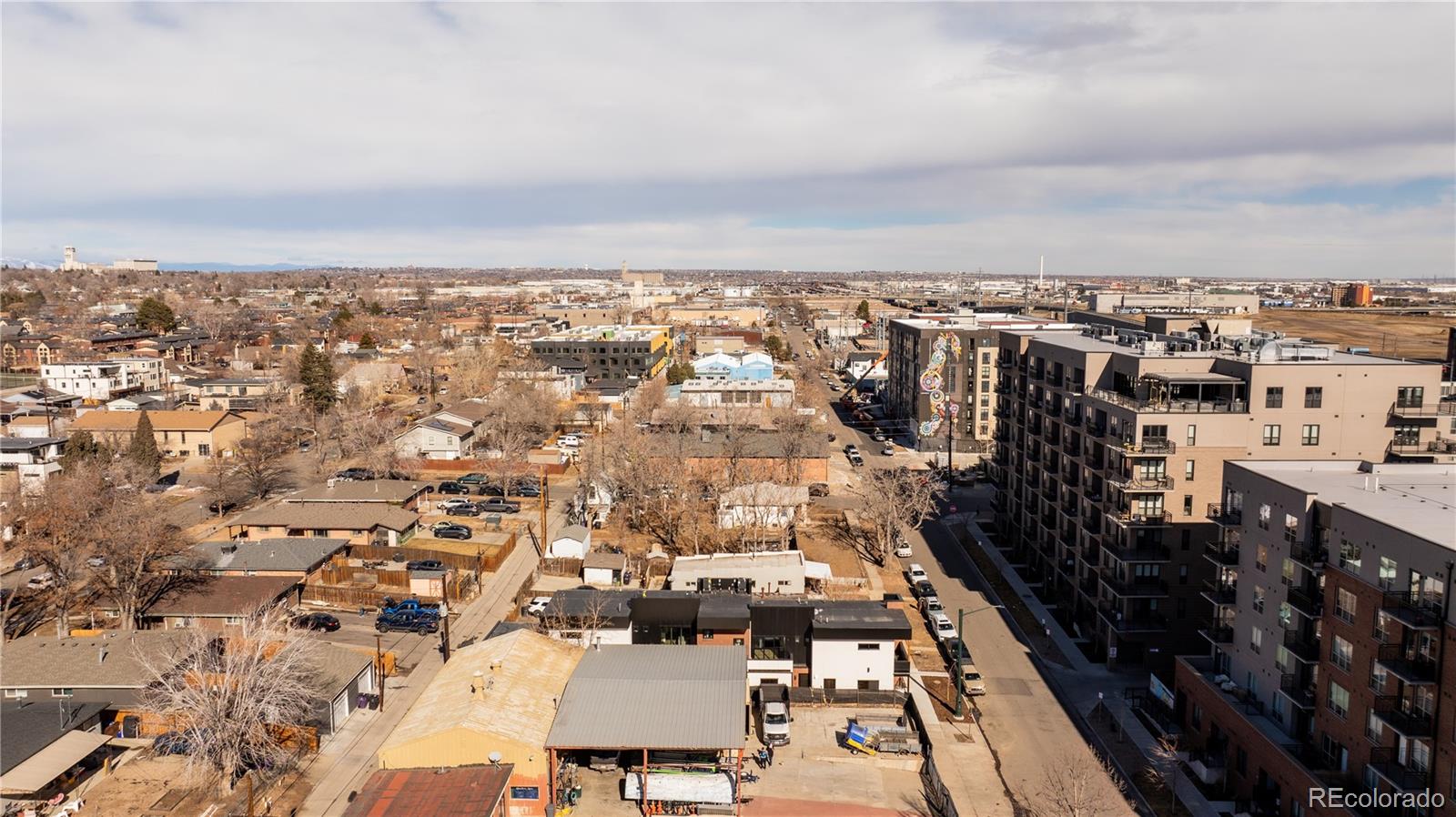 4025 N Jason Unit: 106