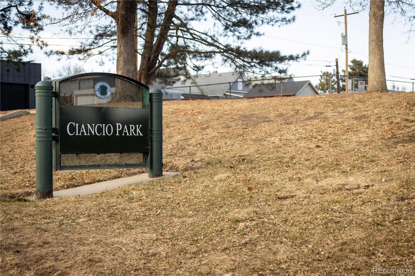 4025 N Jason Unit: 106