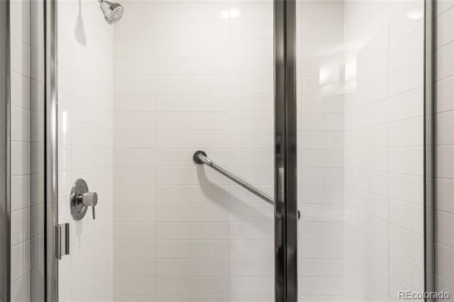 155 S Monaco Street Parkway Unit: 208