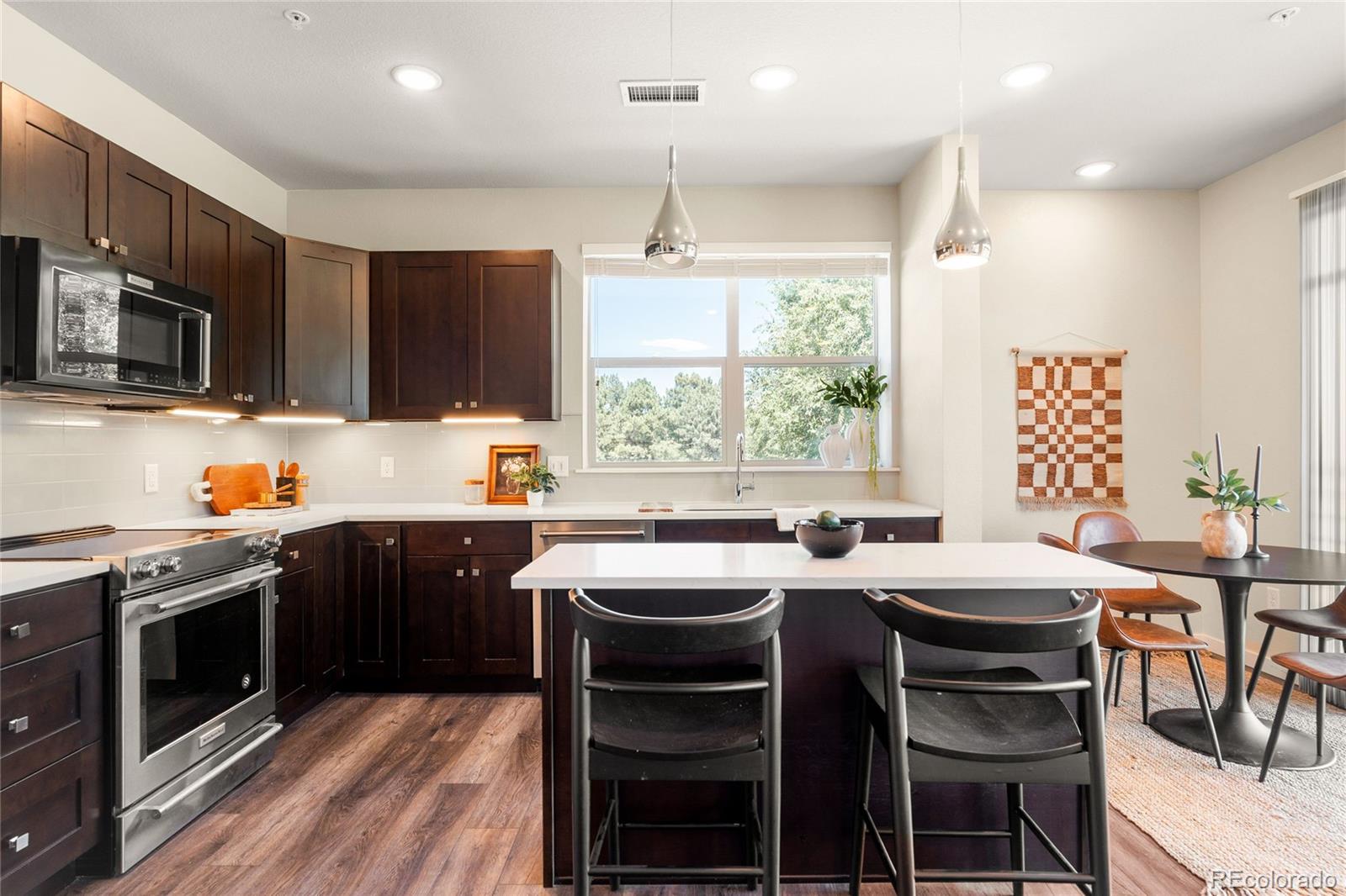 155 S Monaco Street Parkway Unit: 208