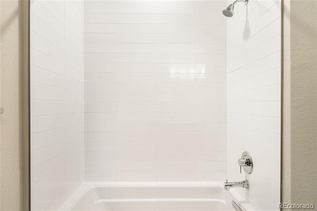 155 S Monaco Street Parkway Unit: 208