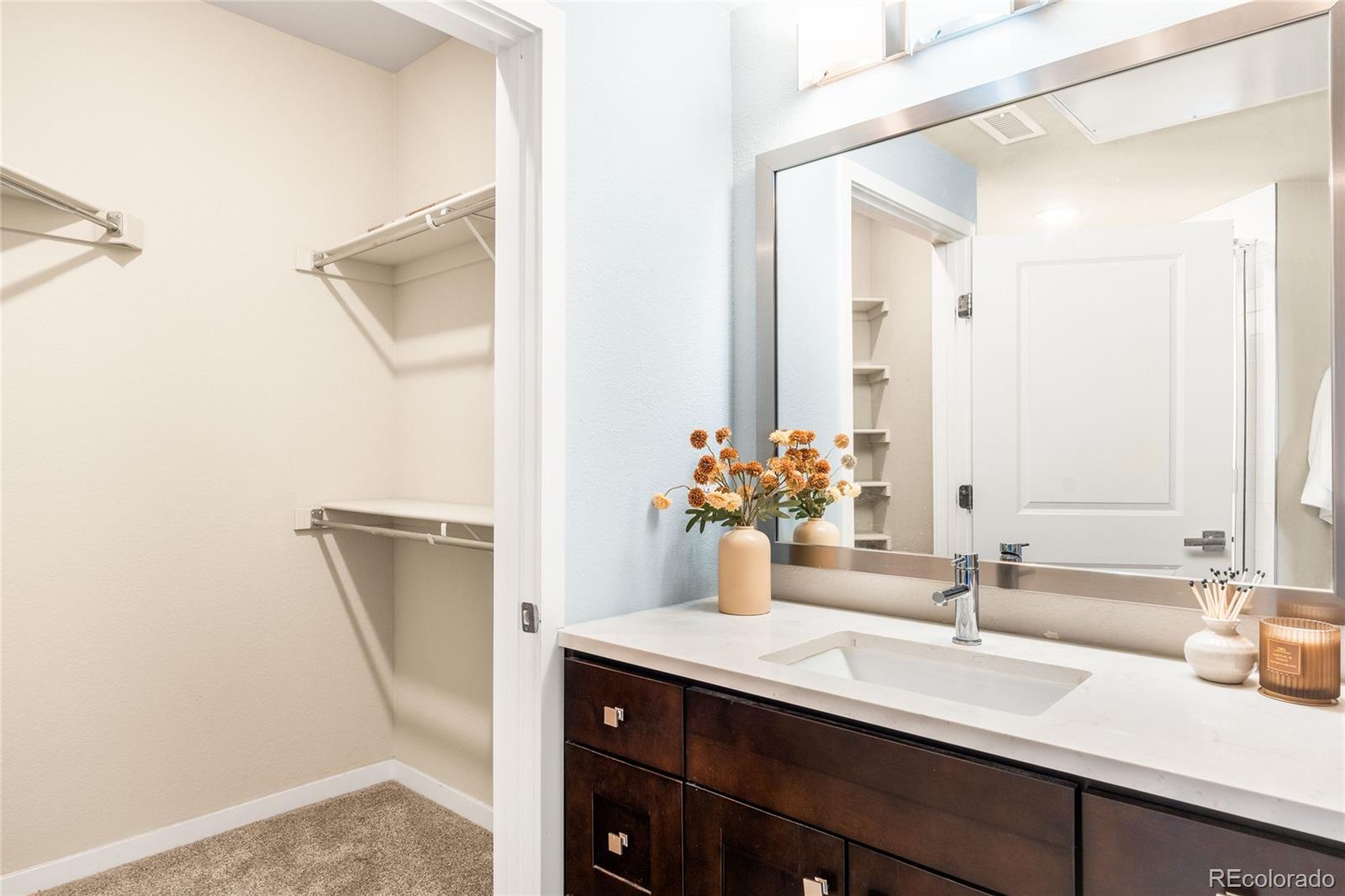 155 S Monaco Street Parkway Unit: 208
