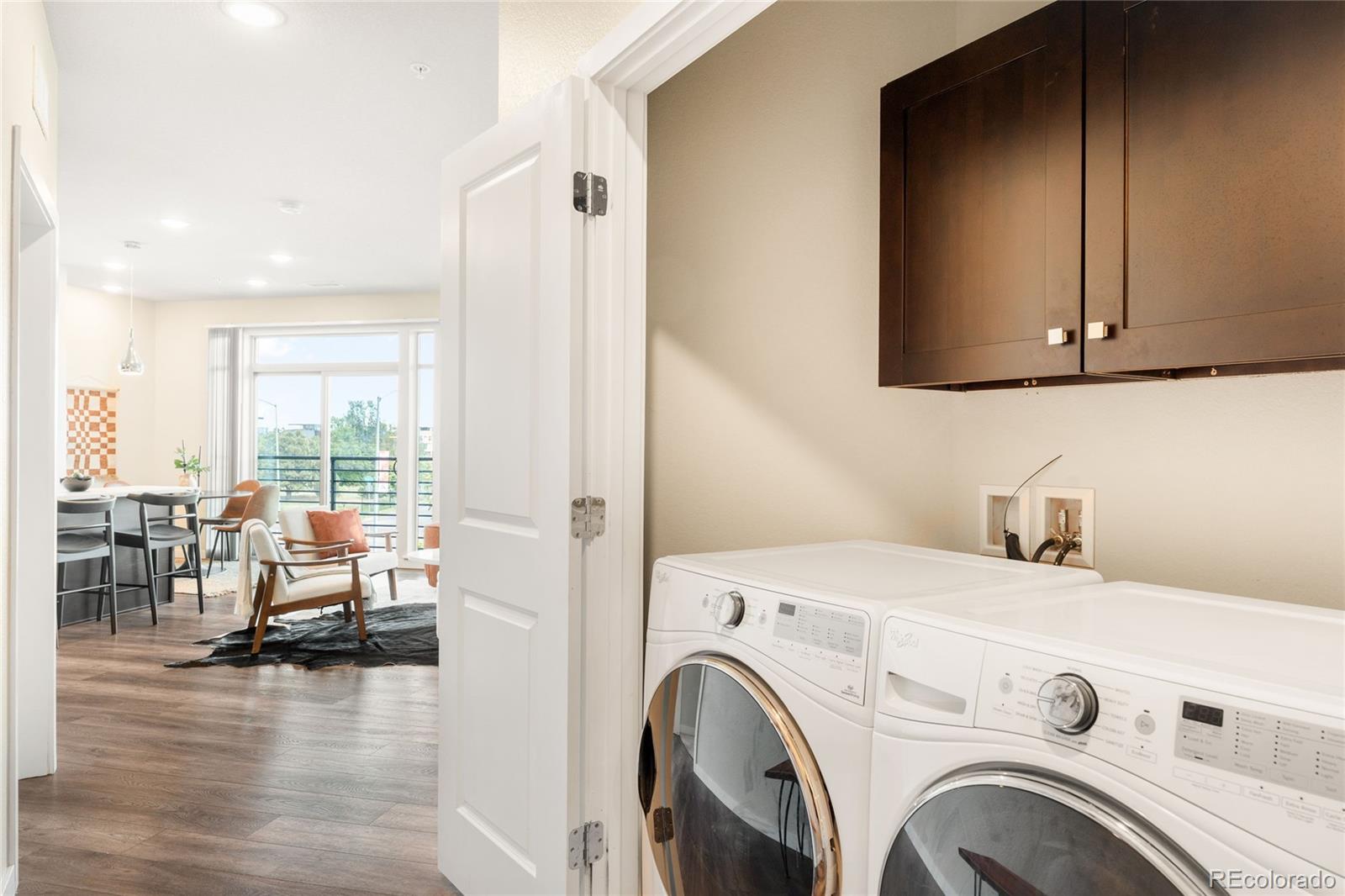 155 S Monaco Street Parkway Unit: 208