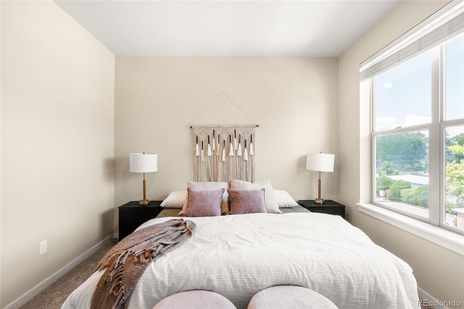155 S Monaco Street Parkway Unit: 208