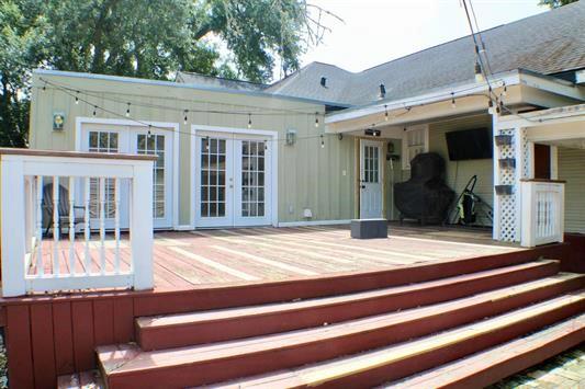 233 N 7th Street
