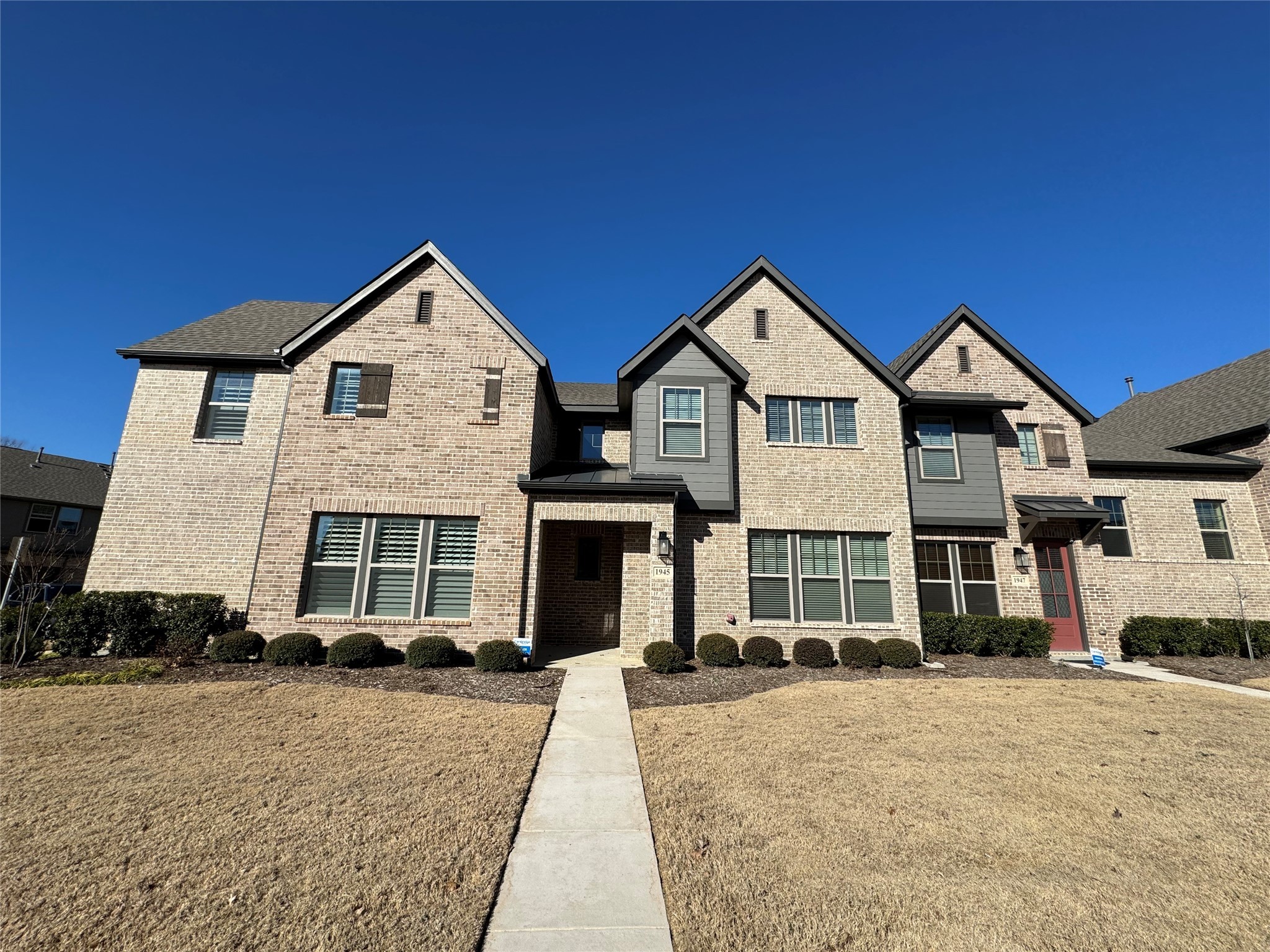 1945 Sweetwater Lane