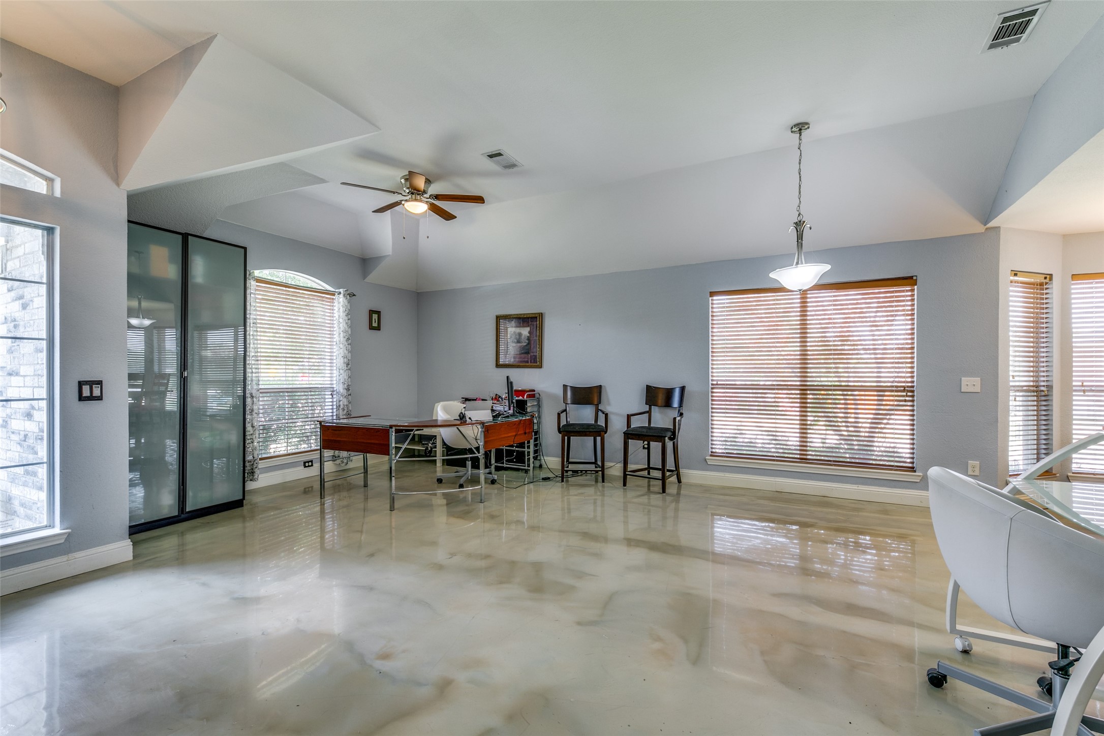 501 Stonehedge Drive
