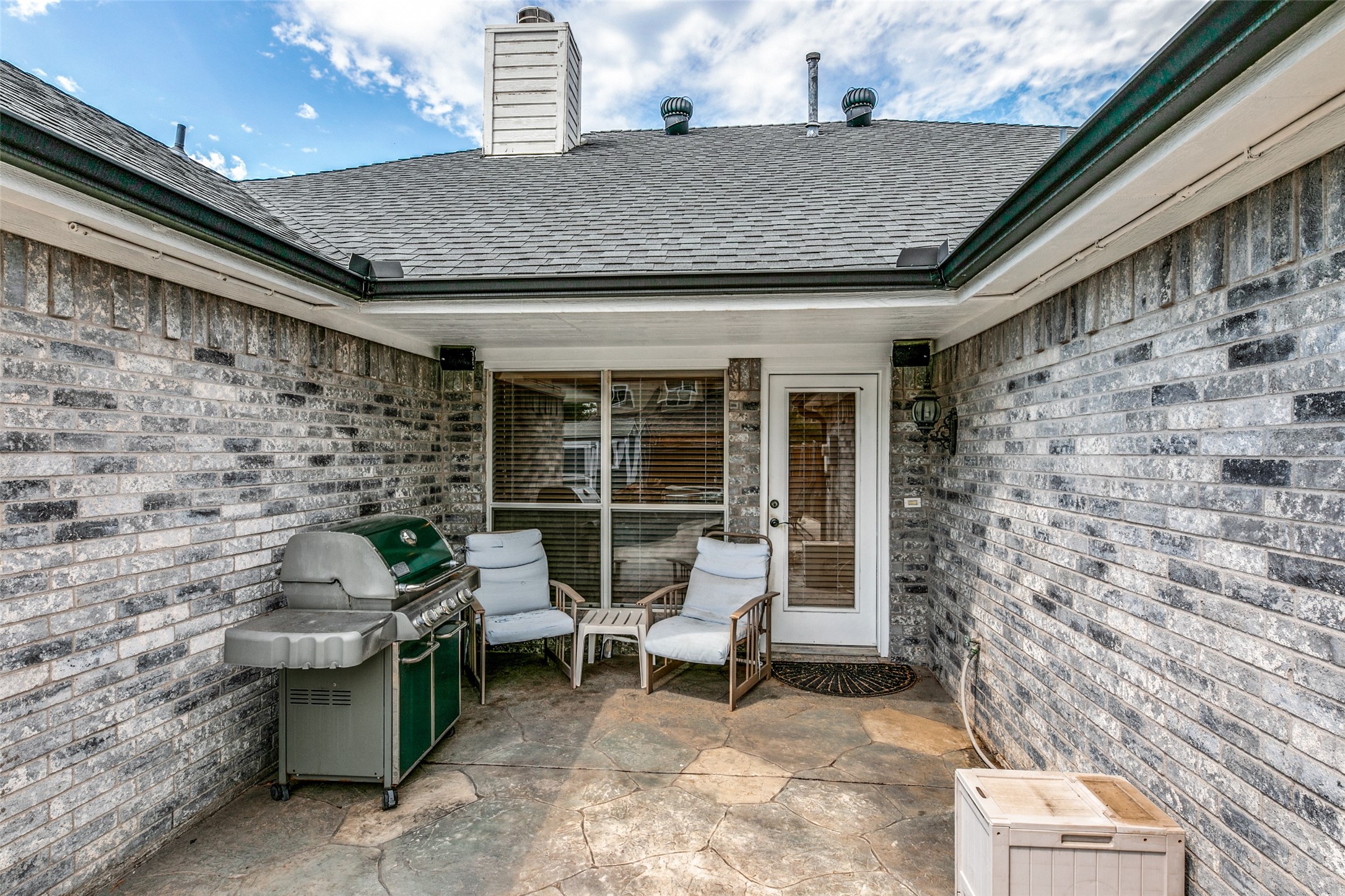 501 Stonehedge Drive
