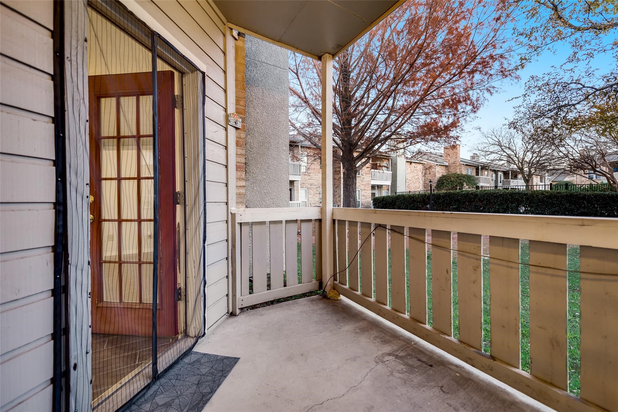 1700 Amelia Court 112