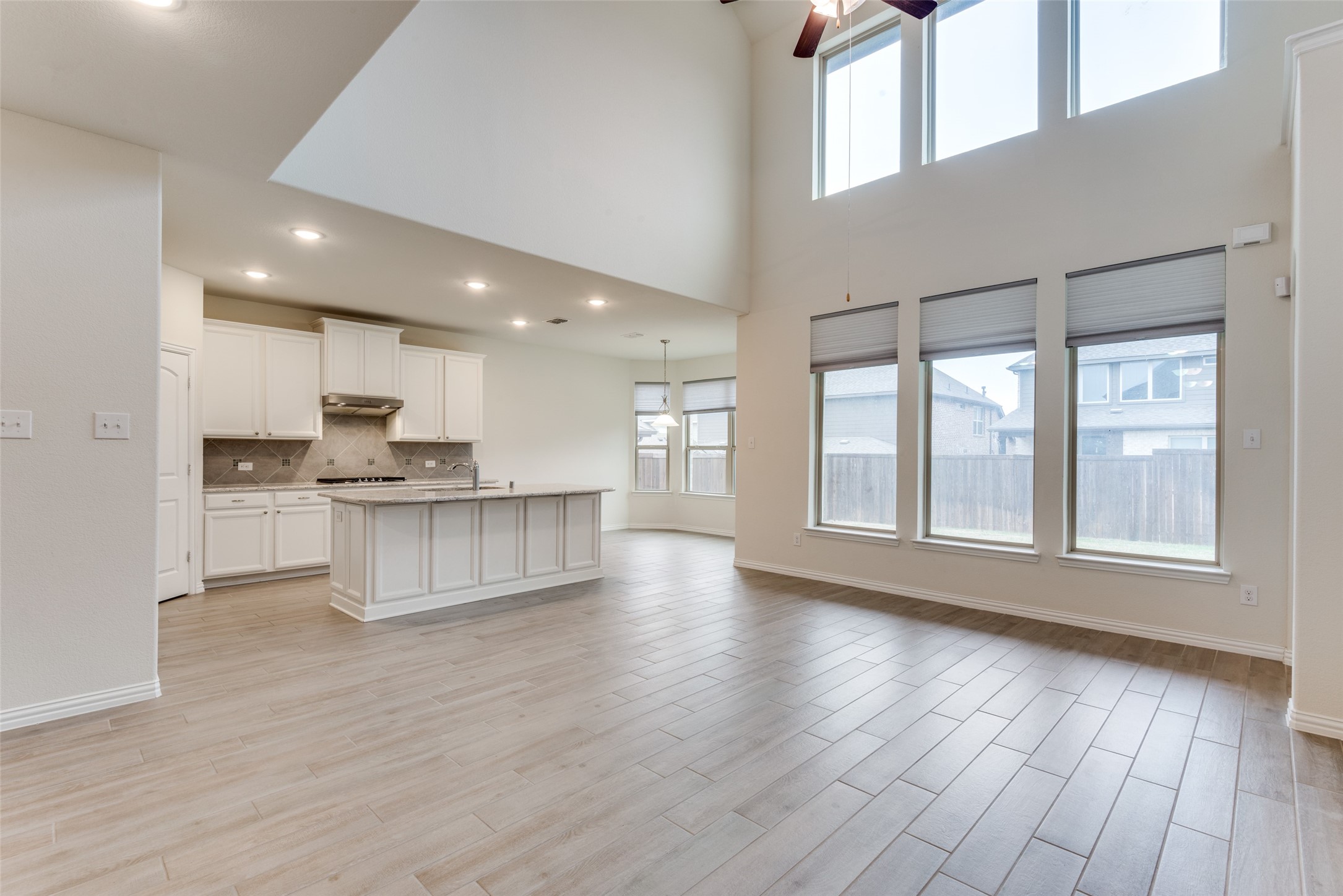 1233 Prairie Lake Path