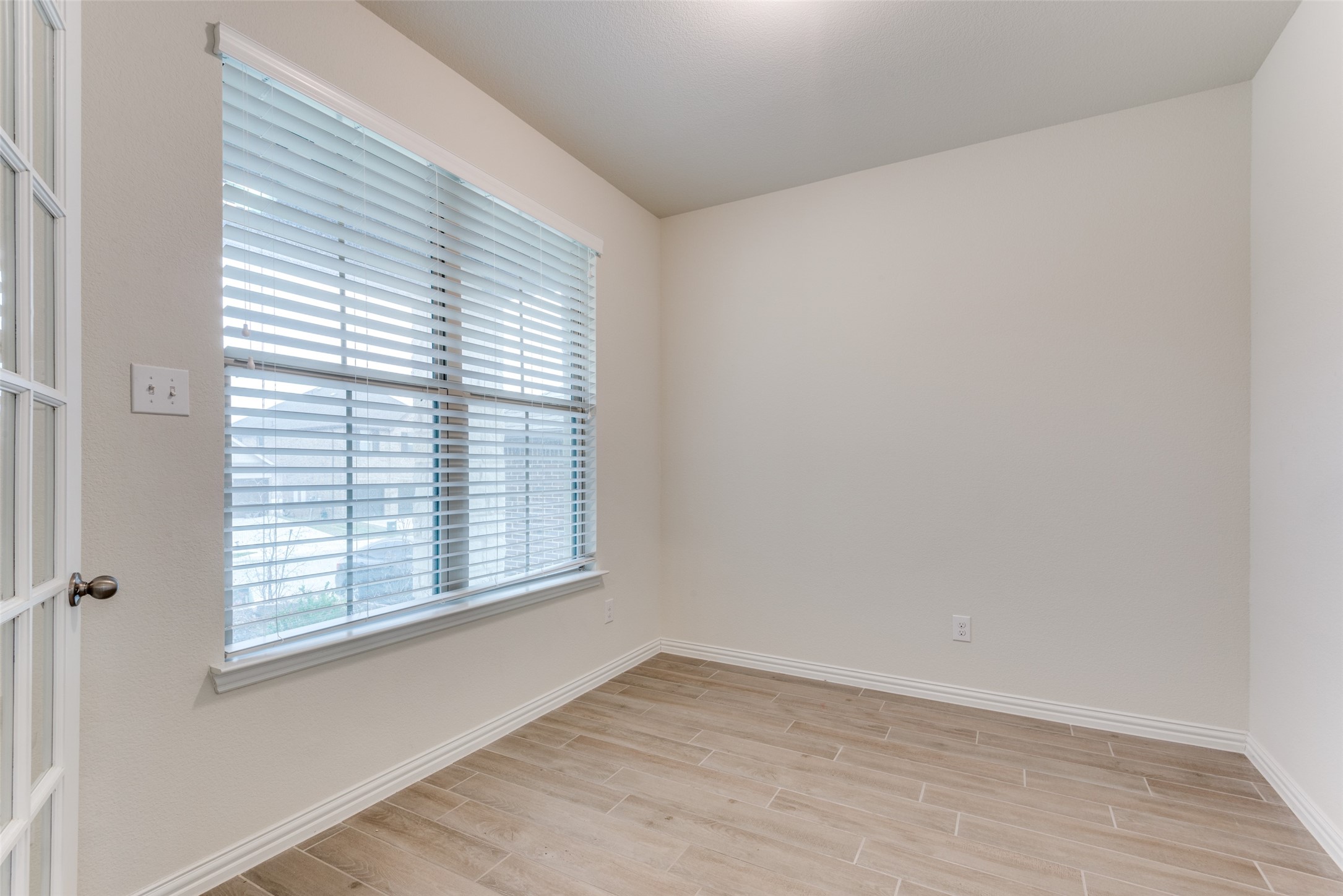 1233 Prairie Lake Path