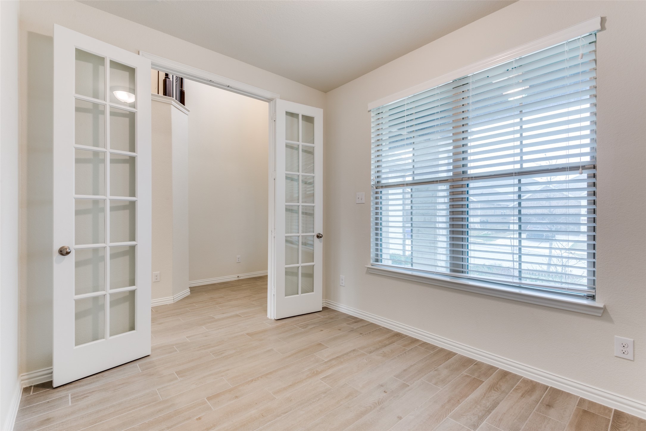 1233 Prairie Lake Path
