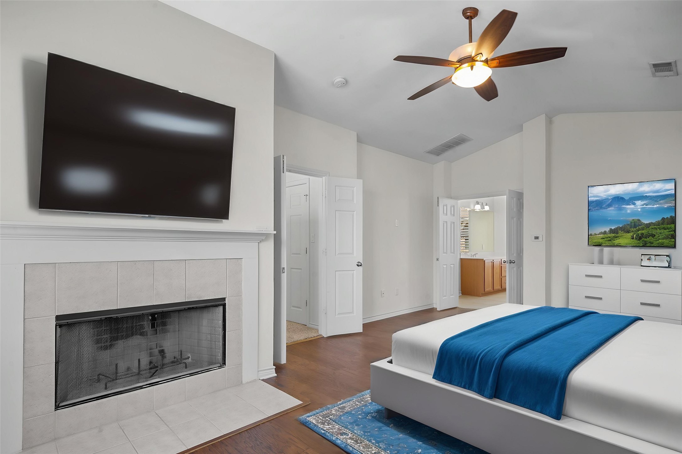 2116 Grove Park Lane