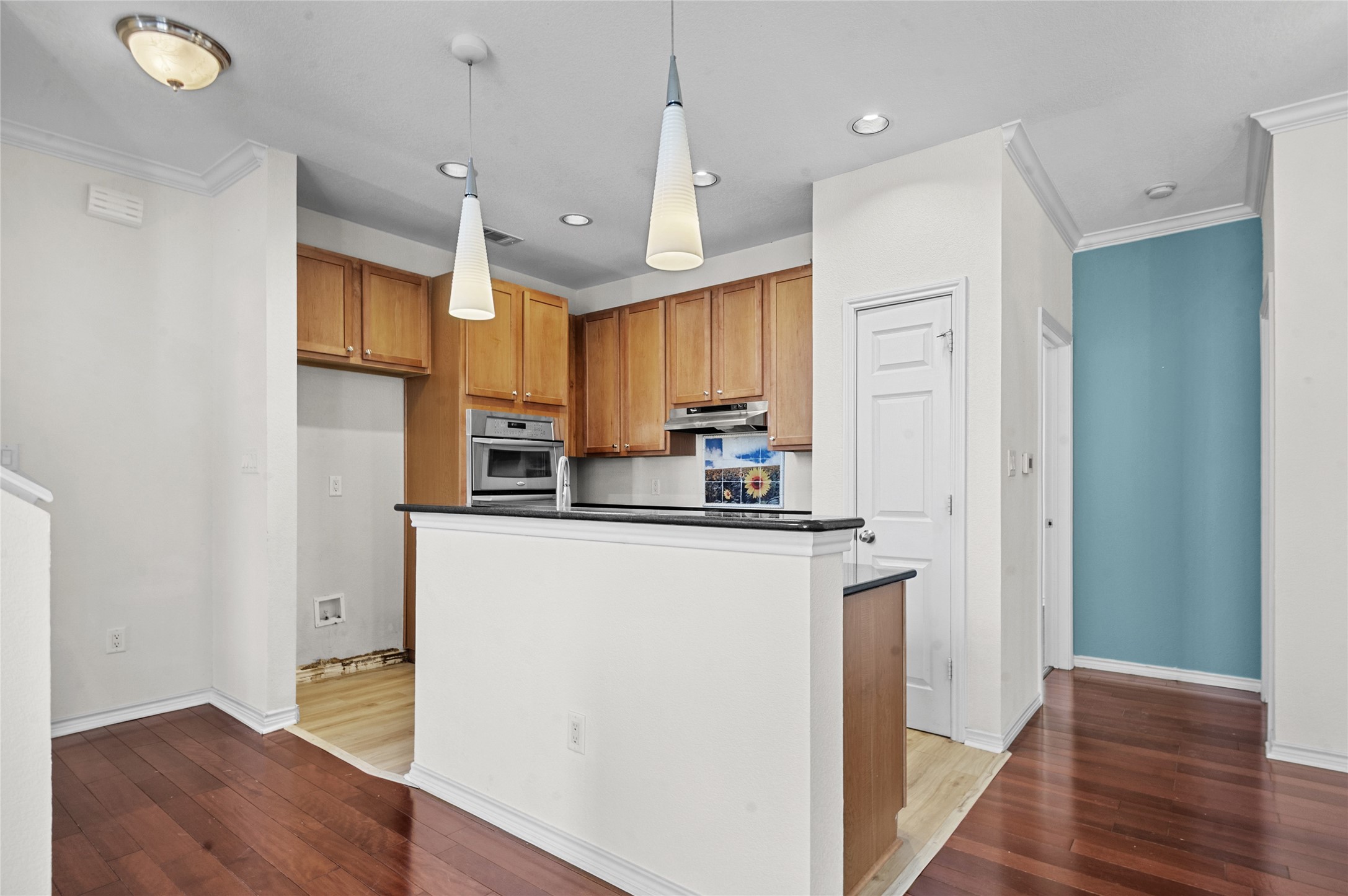 2116 Grove Park Lane