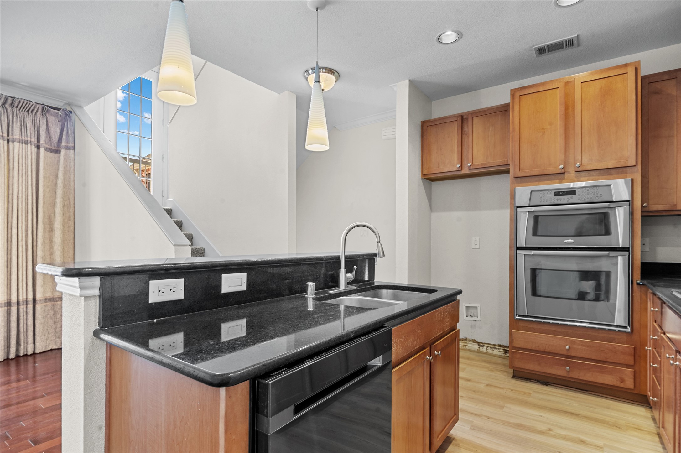2116 Grove Park Lane
