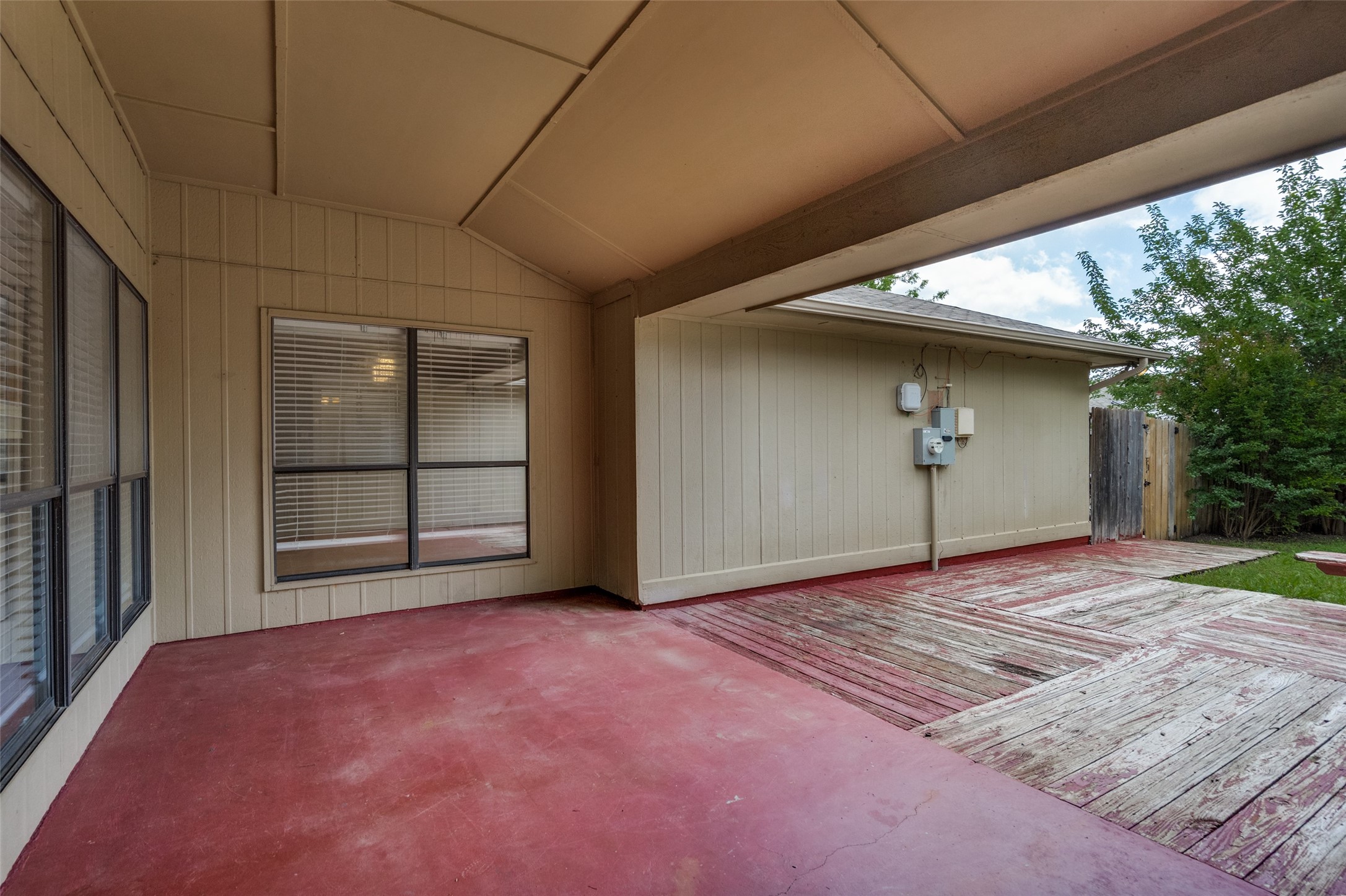824 Simon Drive
