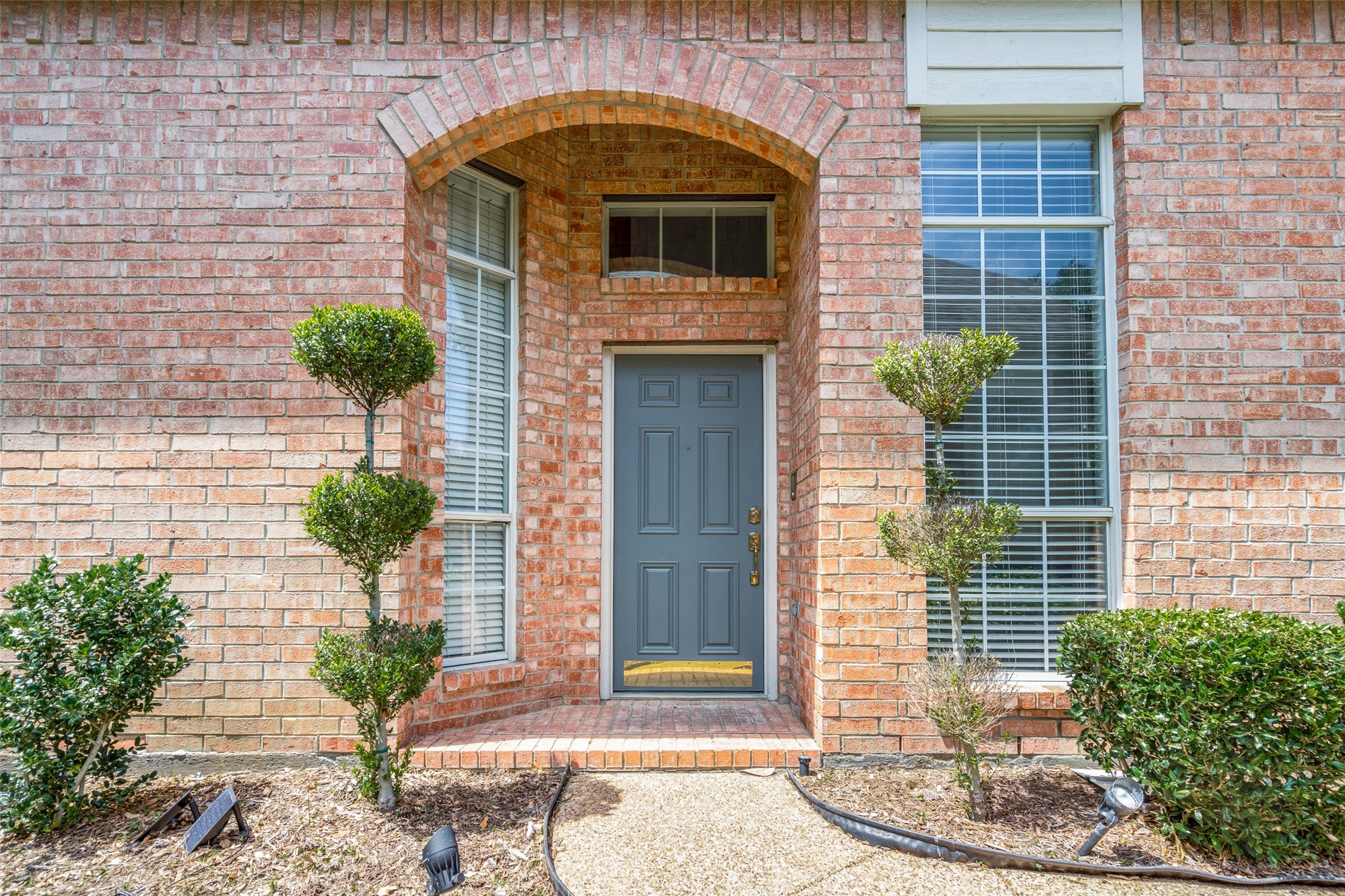 3933 Creek Crossing Drive