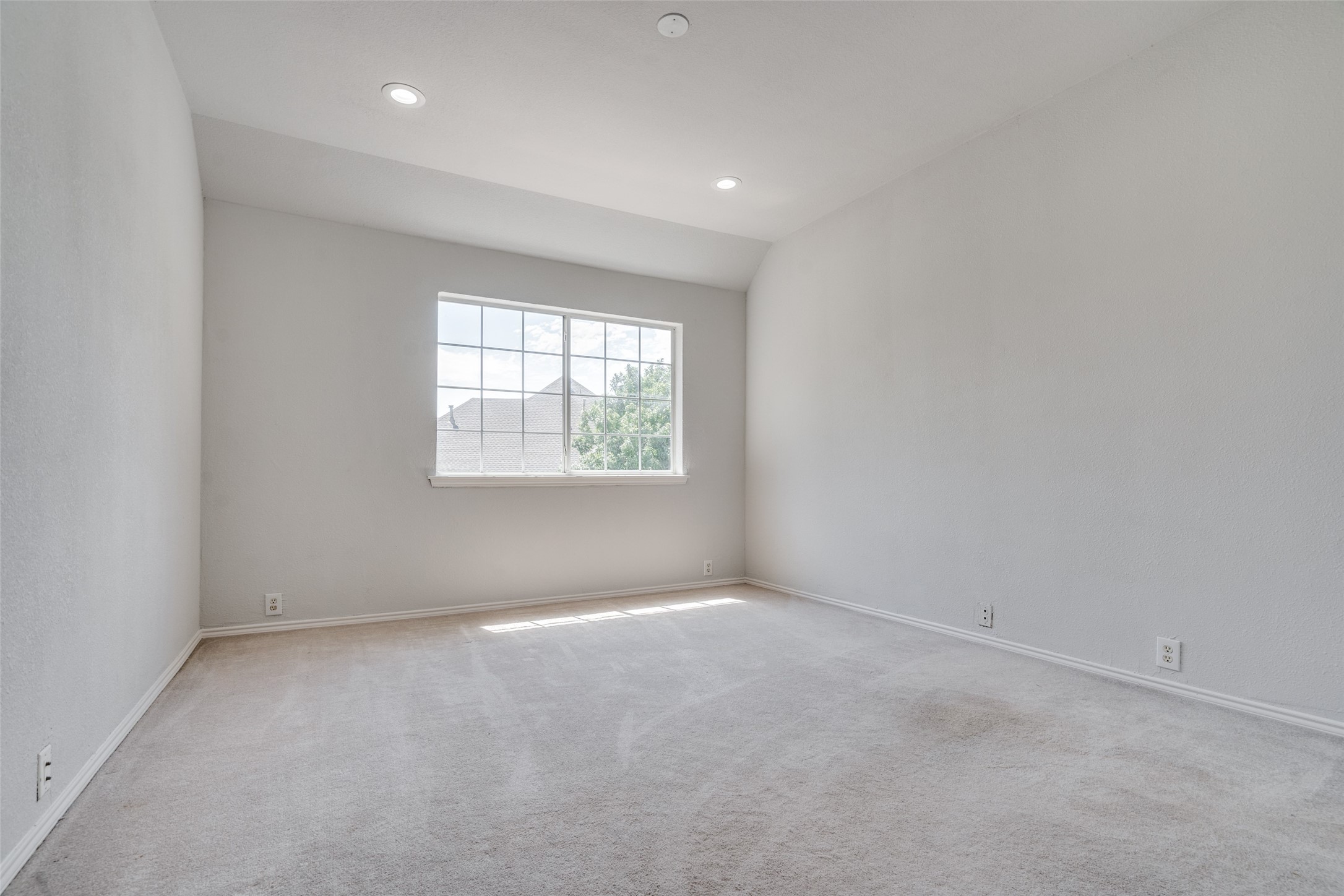 3933 Creek Crossing Drive