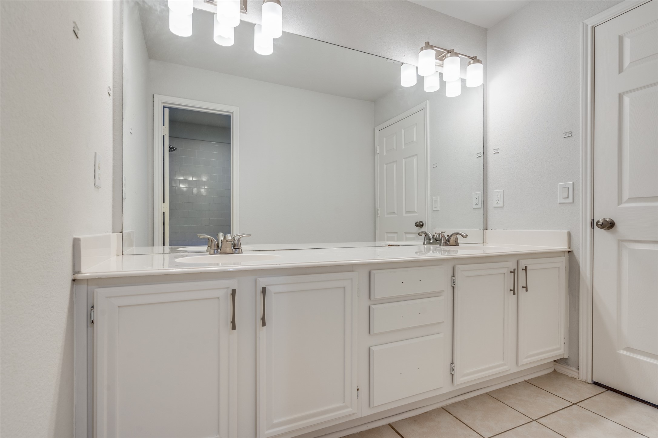 3933 Creek Crossing Drive