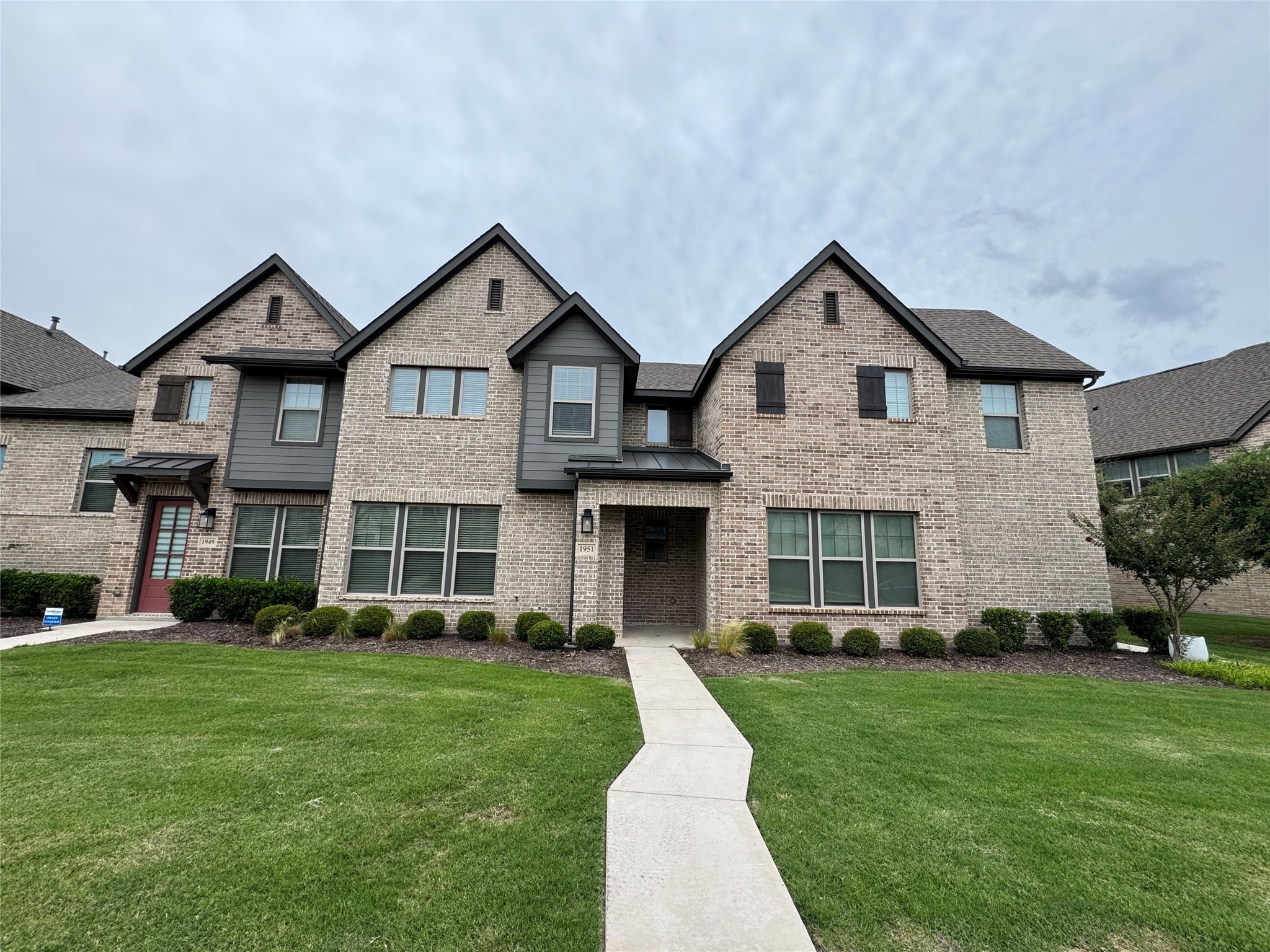 1951 Sweetwater Lane