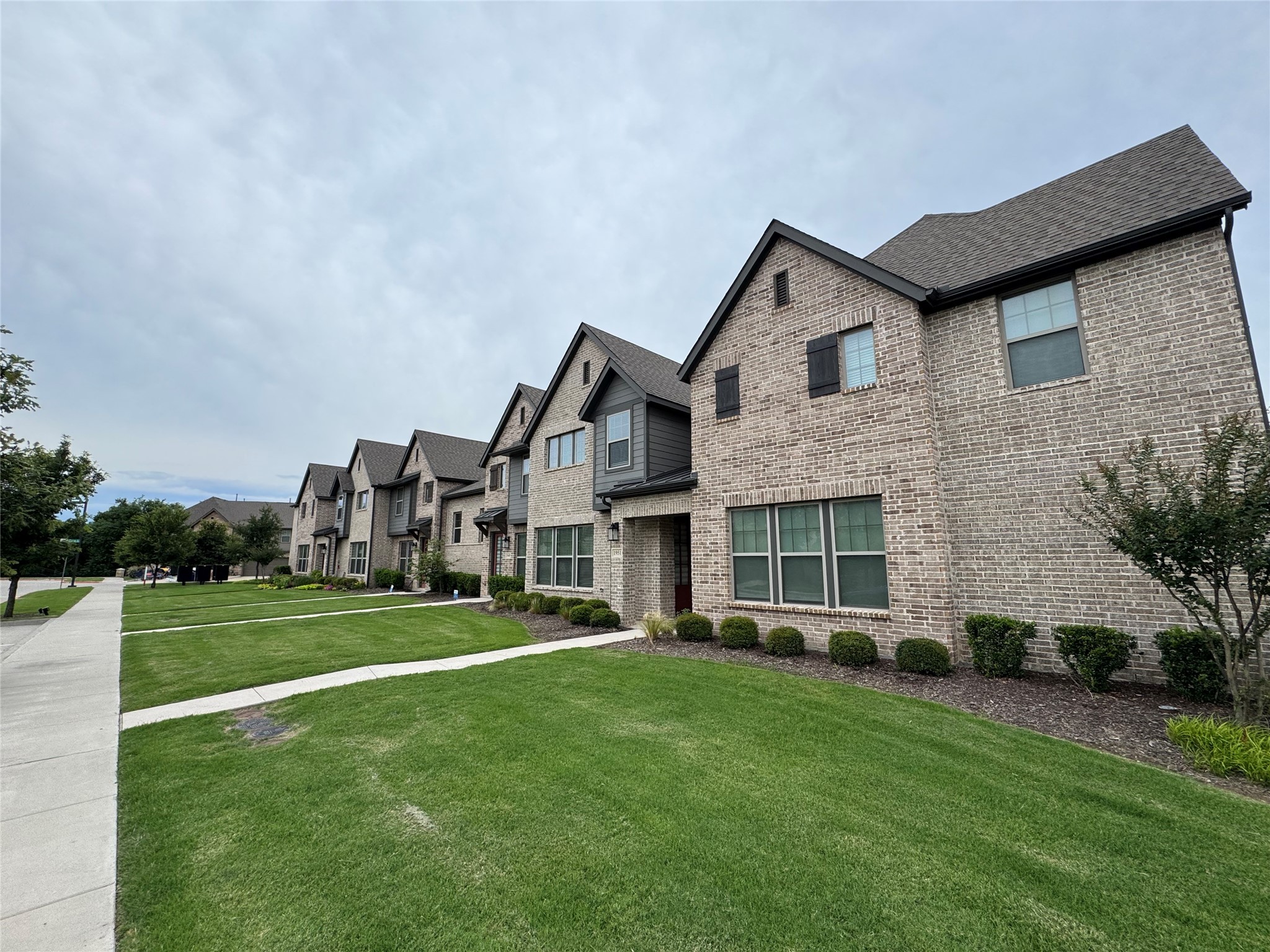 1951 Sweetwater Lane