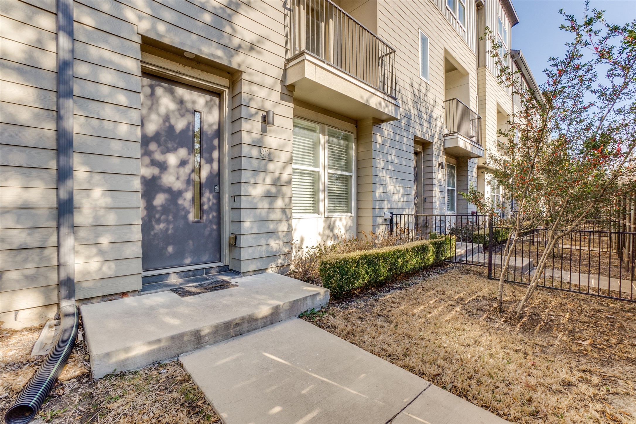 4211 Rawlins Street 92