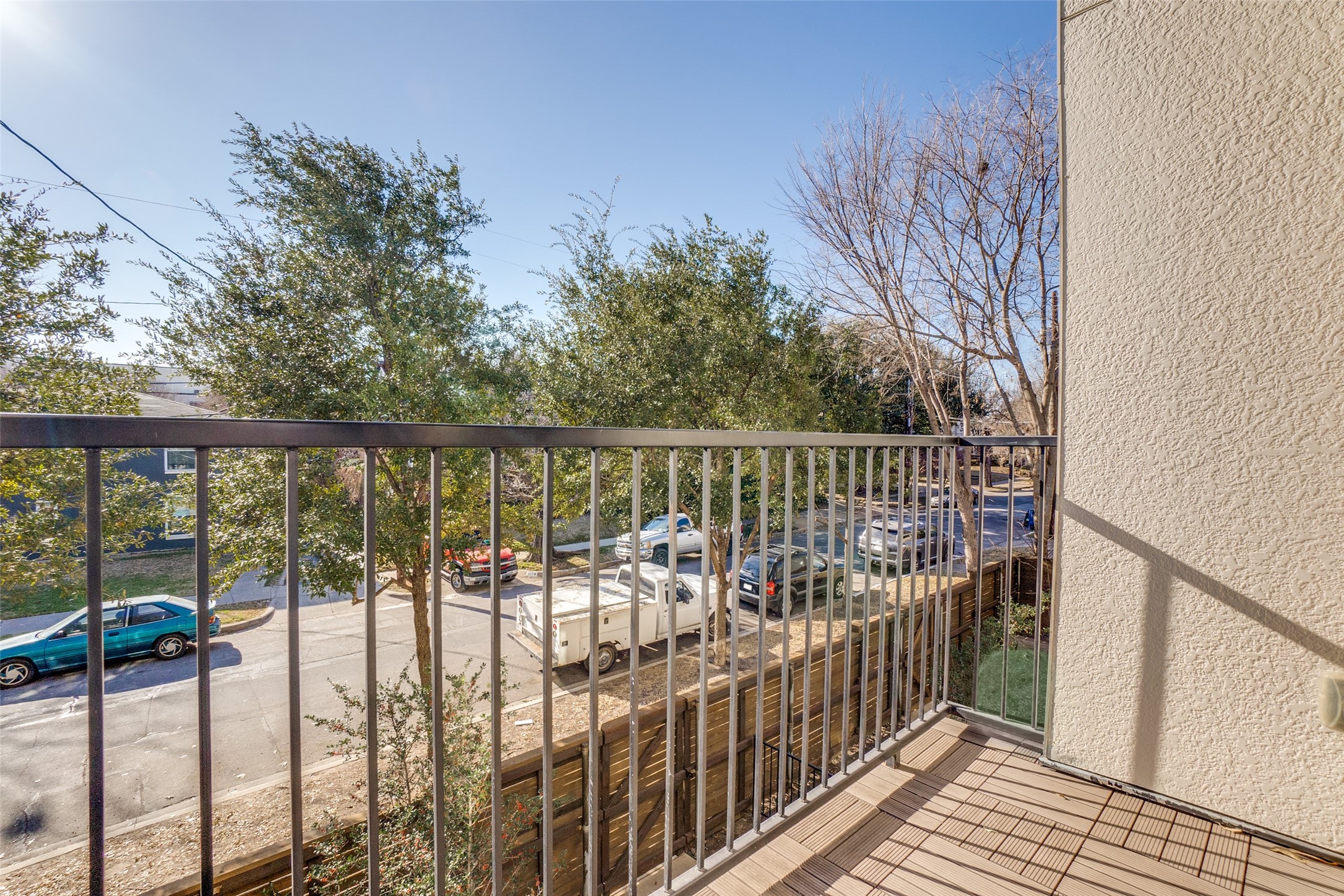 4211 Rawlins Street 92