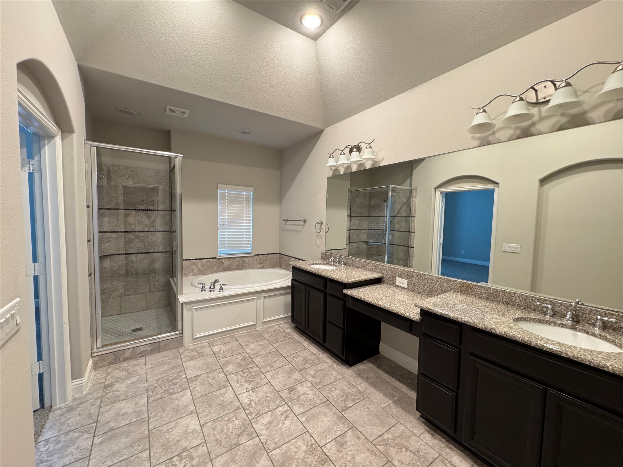 2669 Sherwood Drive