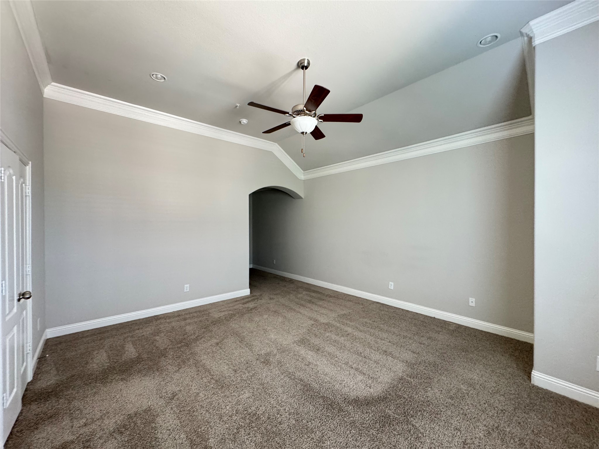 2669 Sherwood Drive