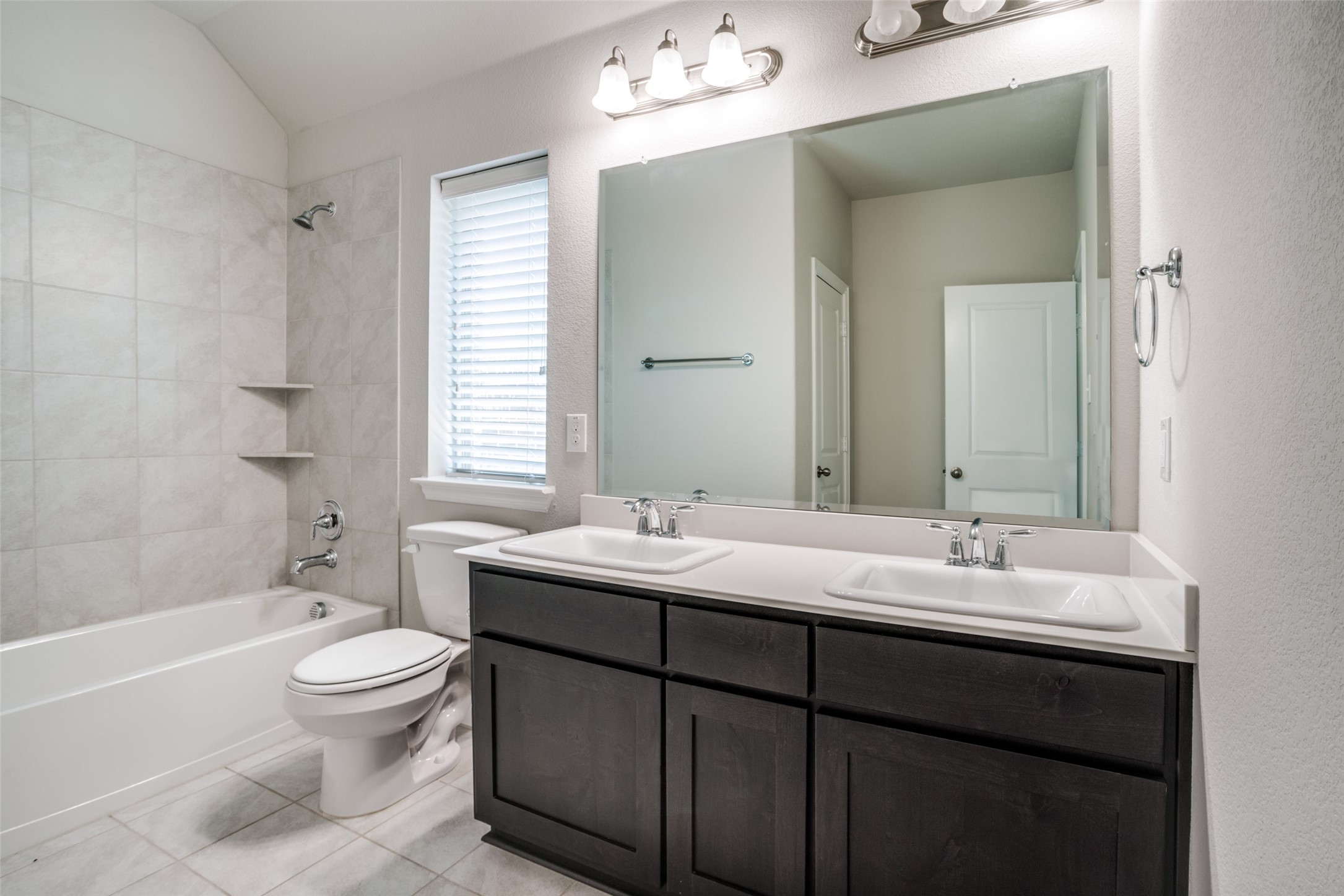5405 Tuscarora Trail