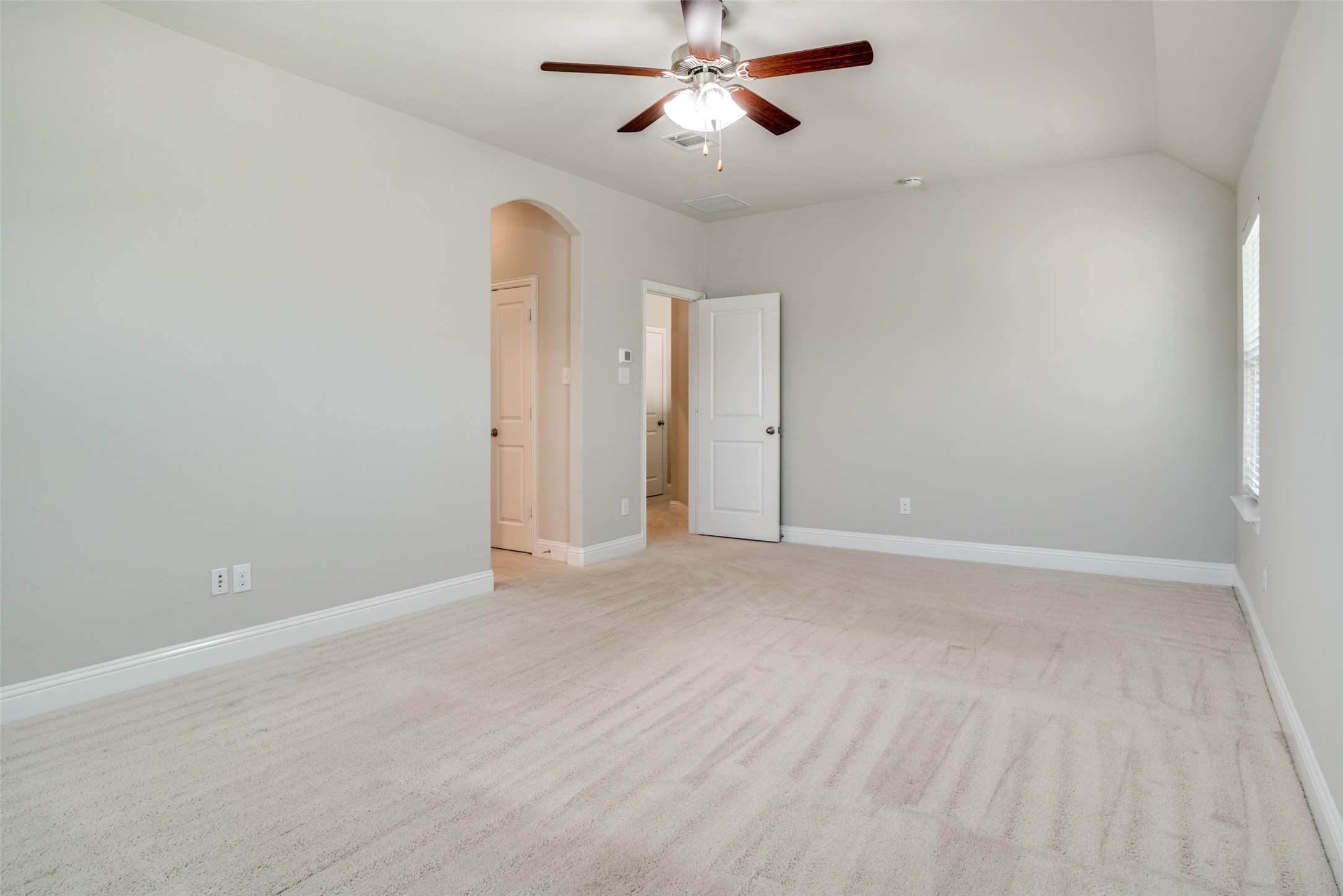 5405 Tuscarora Trail
