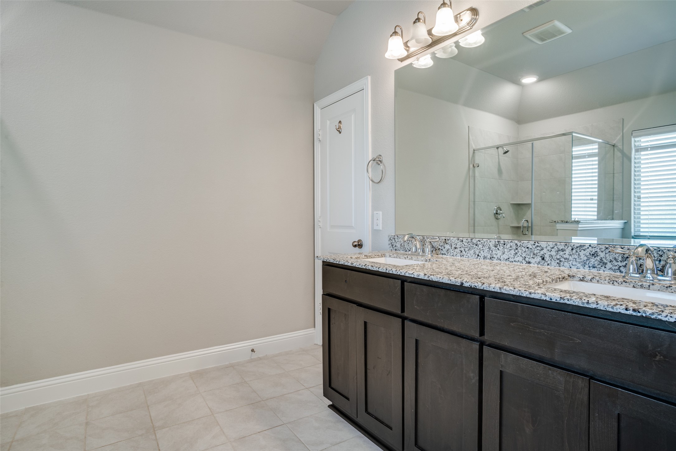 5405 Tuscarora Trail
