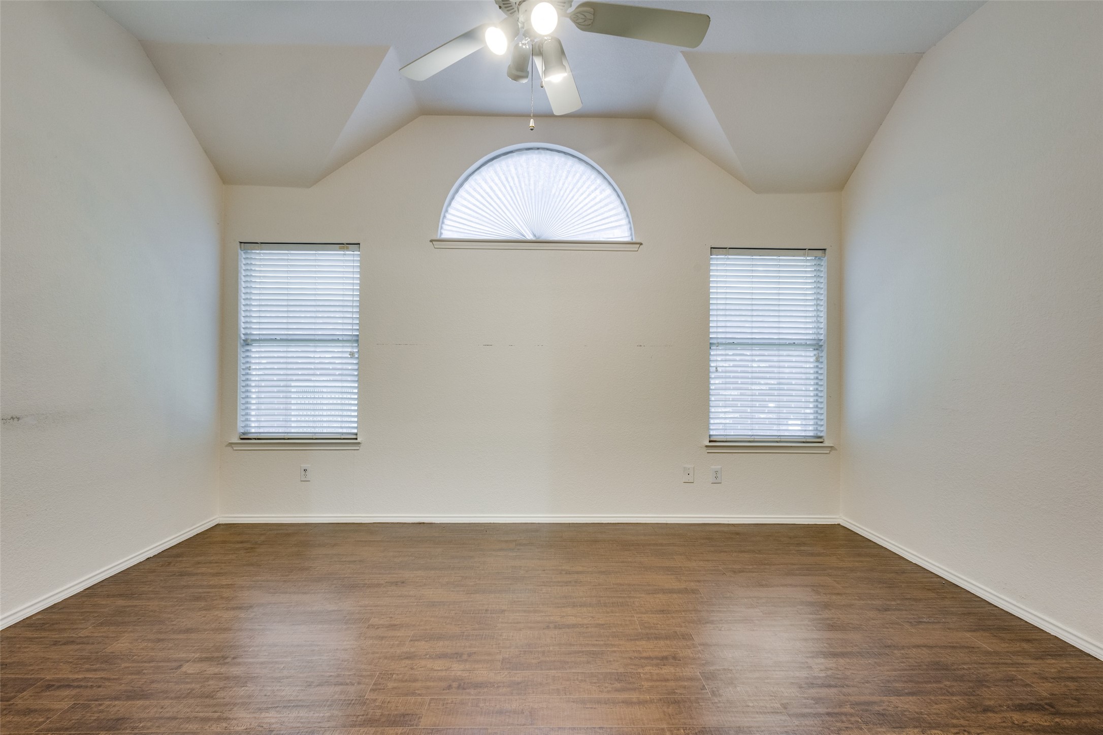 3113 Longleaf Drive
