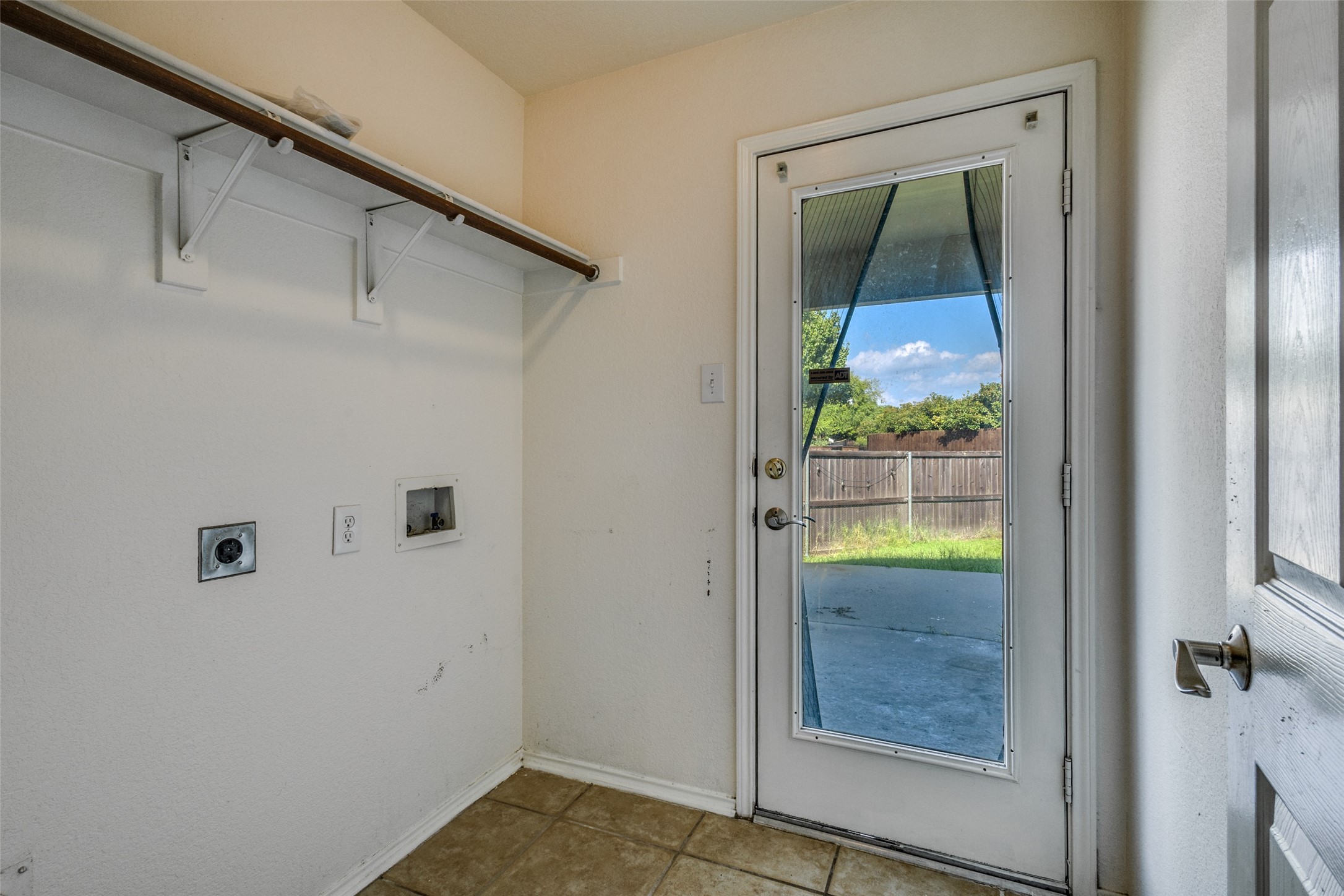 3113 Longleaf Drive