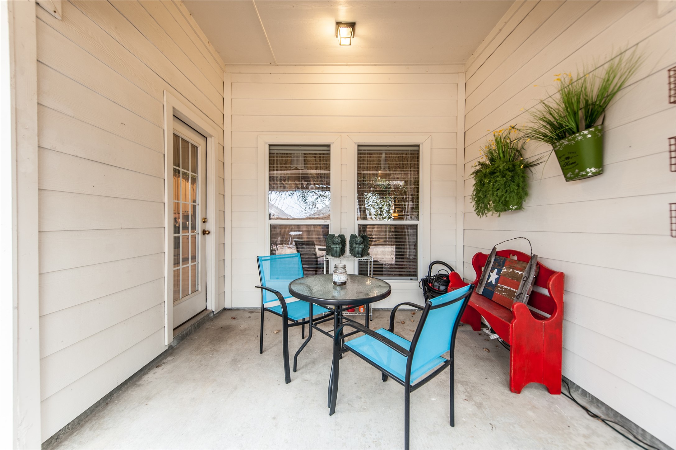 8108 Twin Oaks Drive