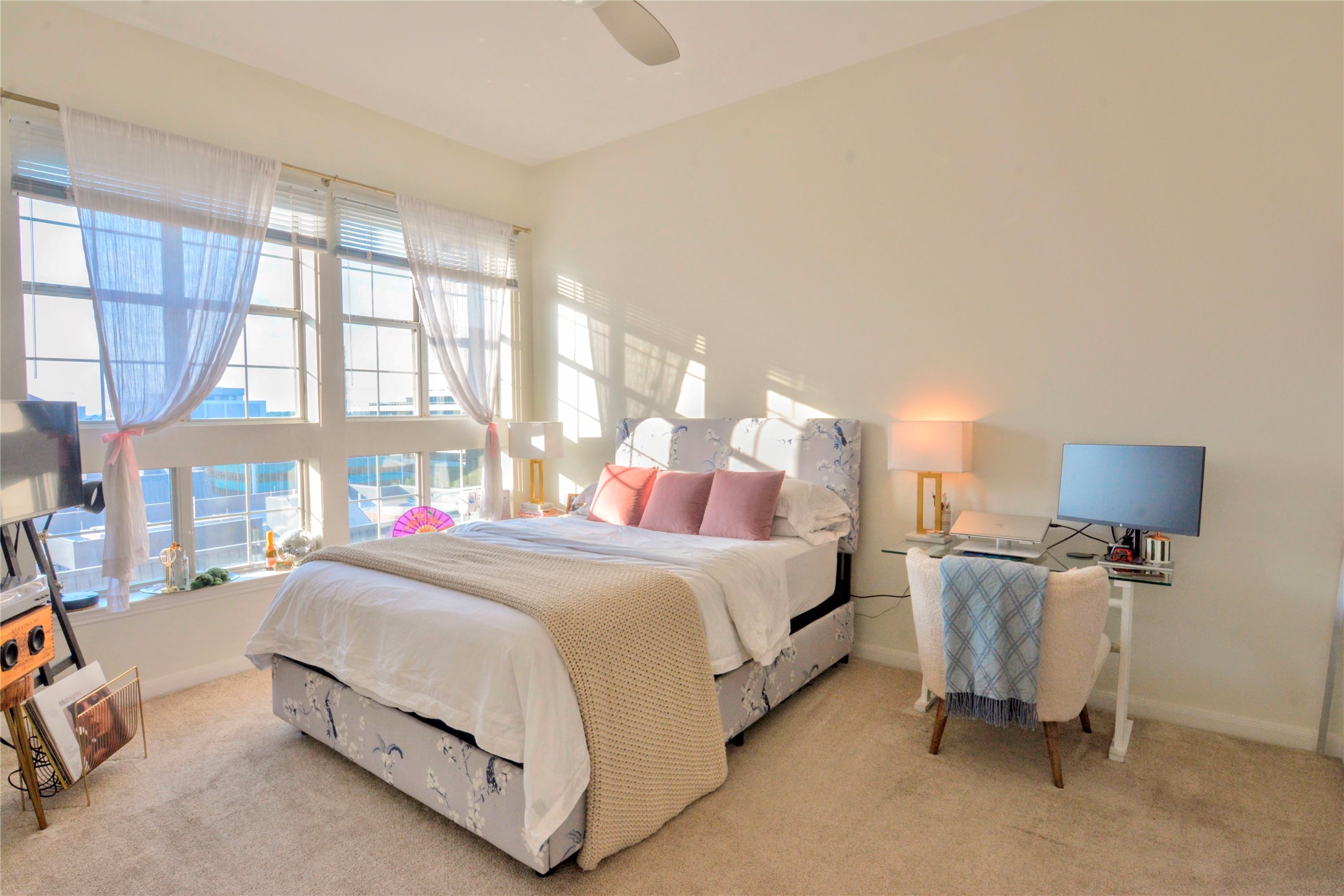 3225 Turtle Creek Boulevard 1042