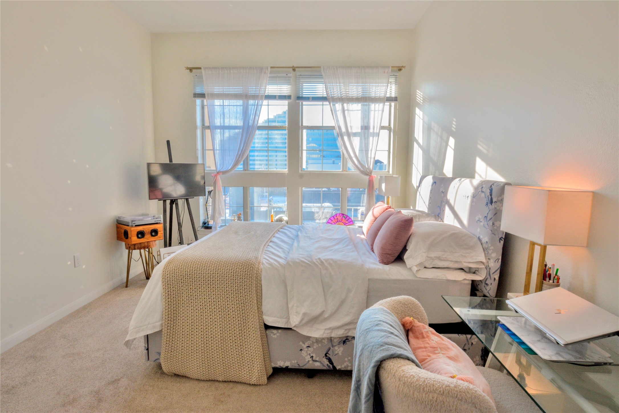 3225 Turtle Creek Boulevard 1042