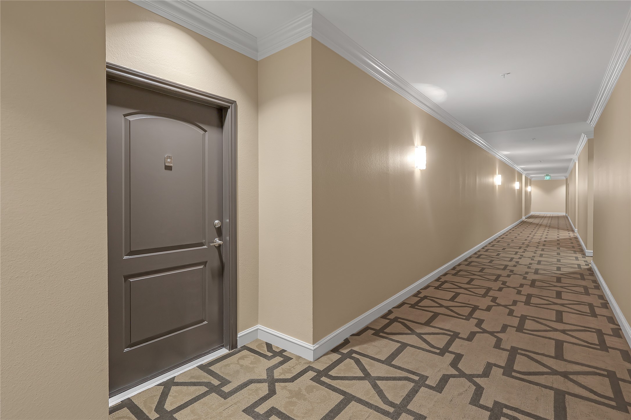3225 Turtle Creek Boulevard 1042