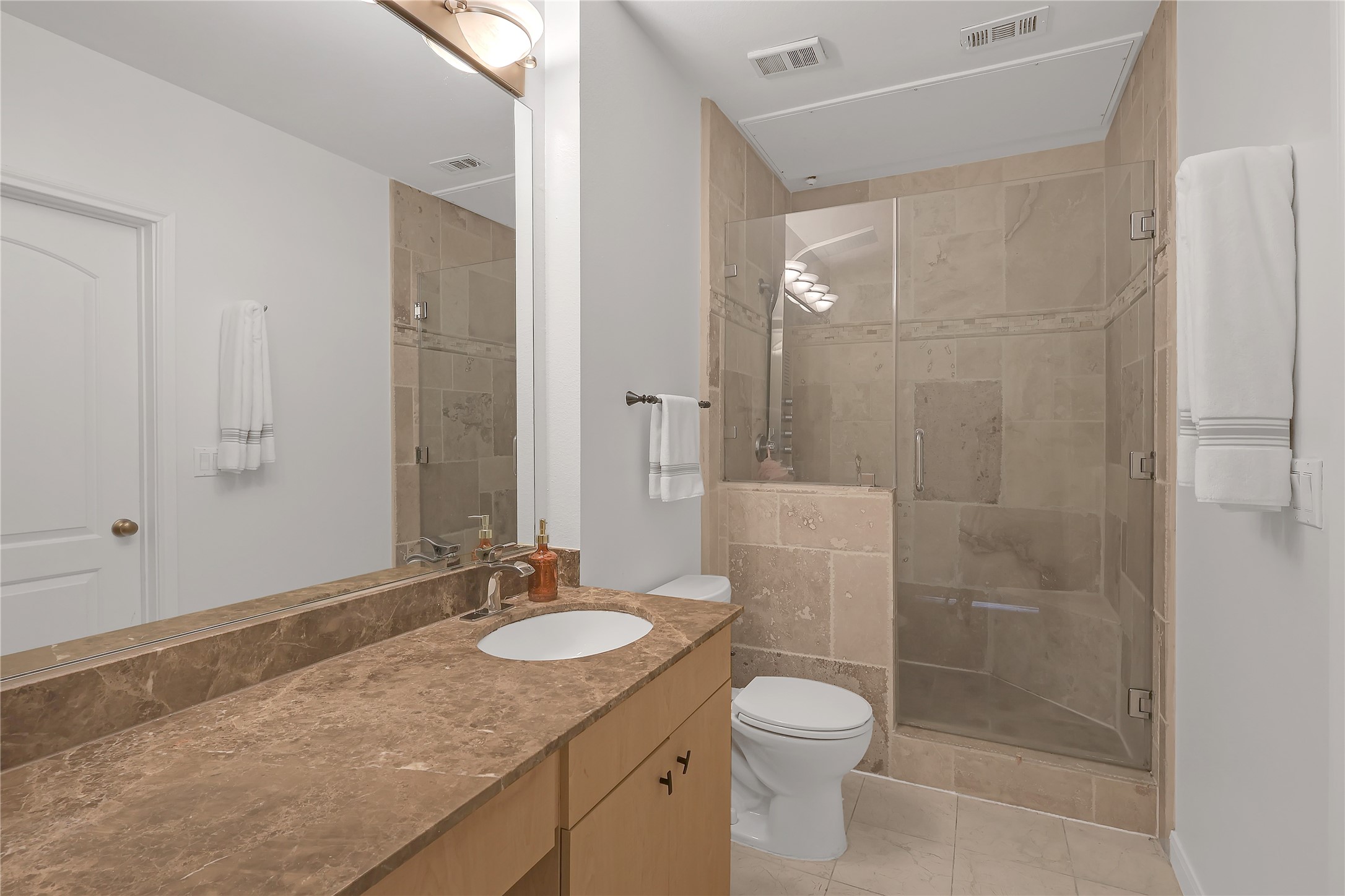 3225 Turtle Creek Boulevard 1042