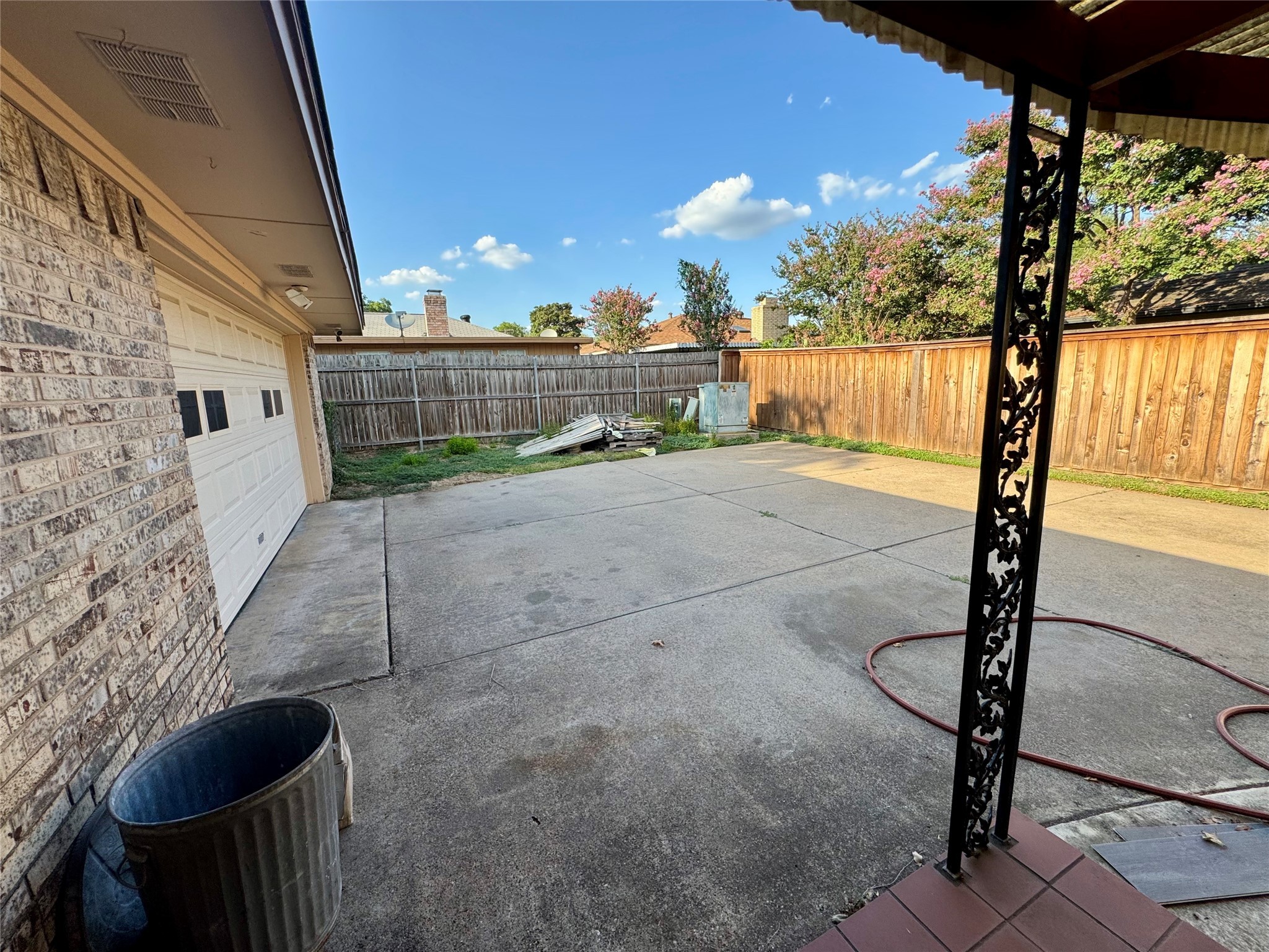 1113 Janell Drive