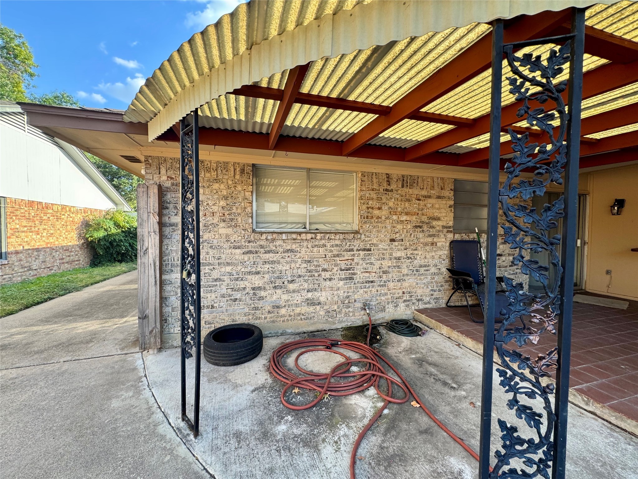 1113 Janell Drive