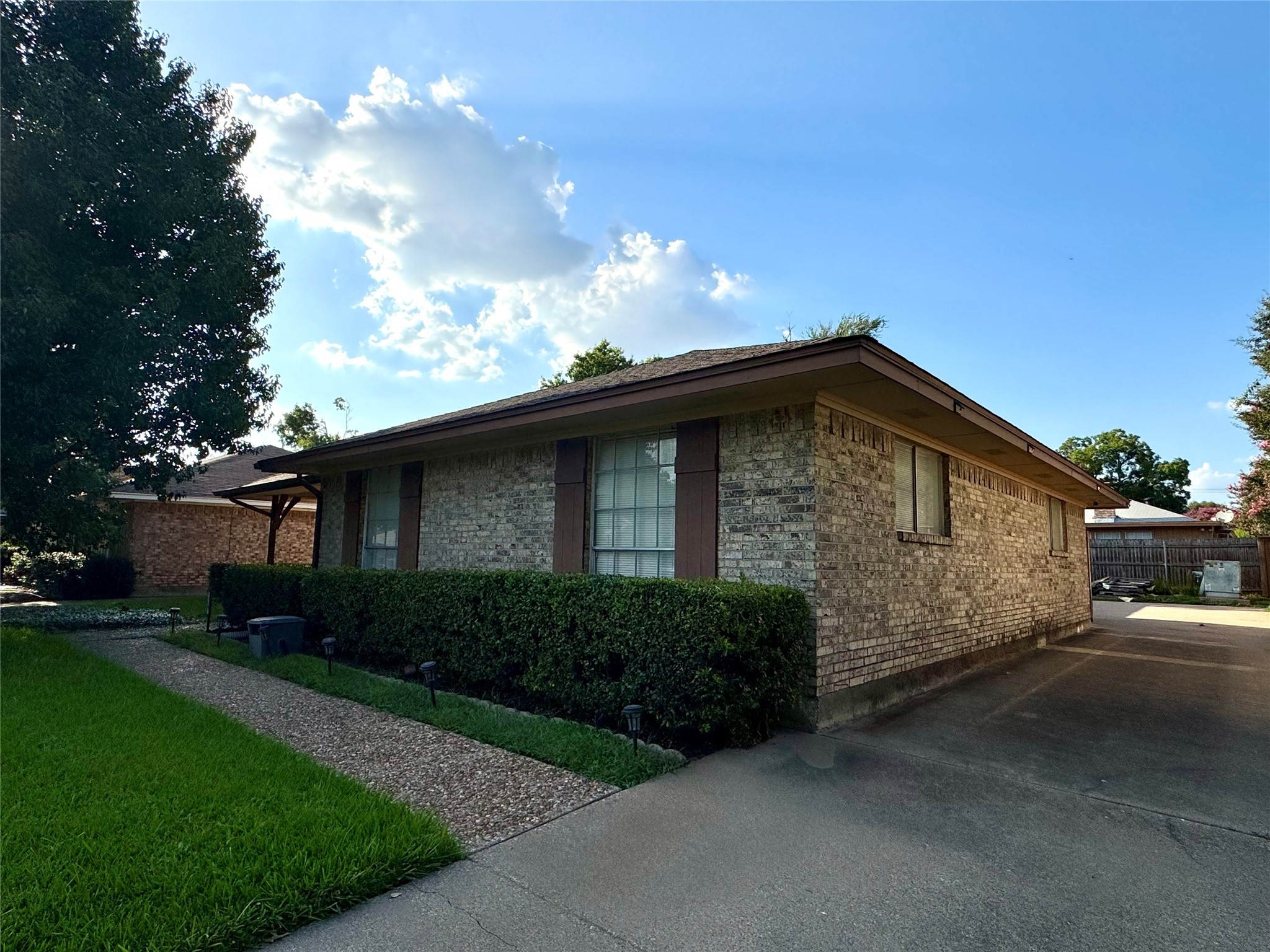 1113 Janell Drive