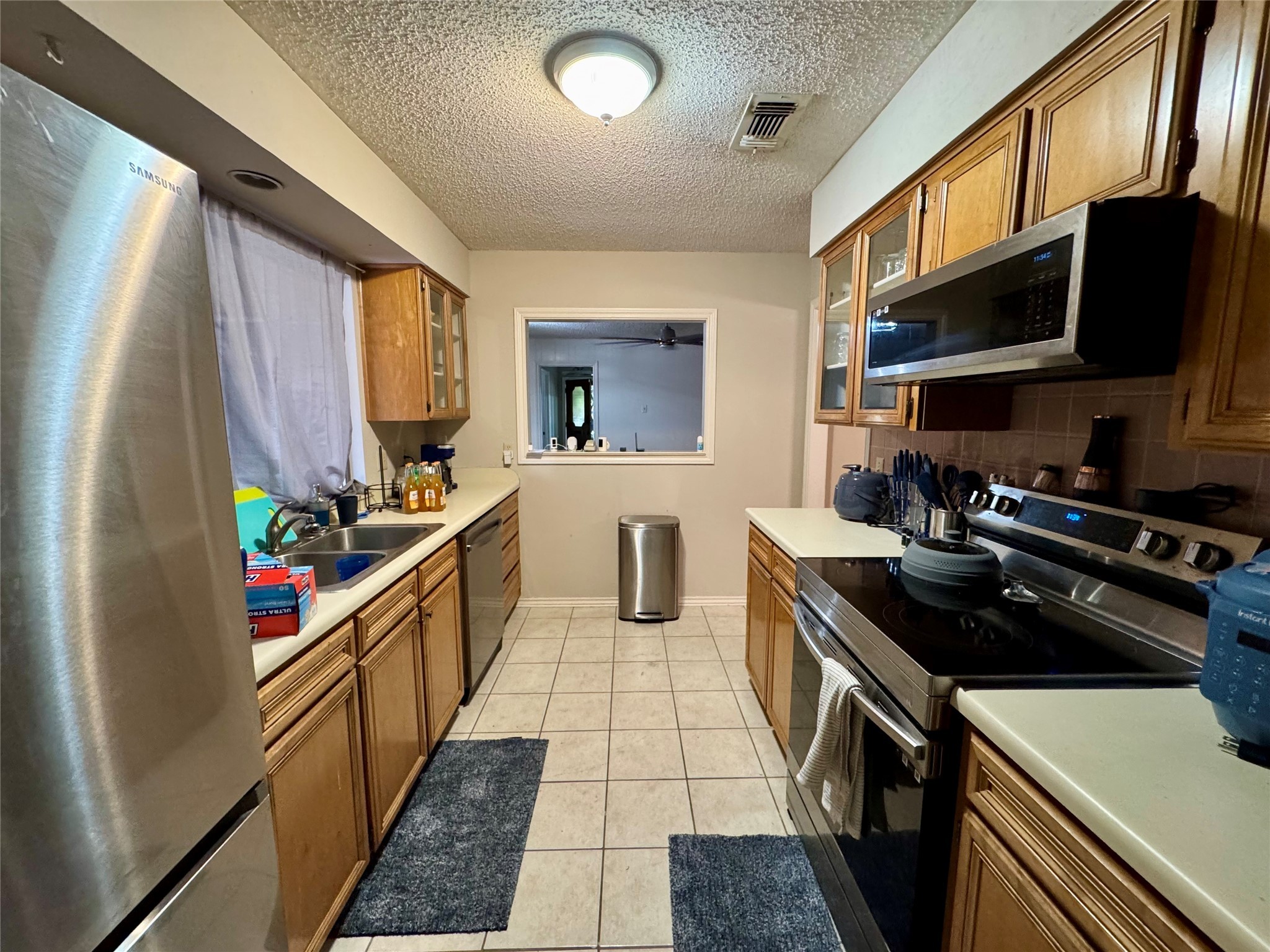 1113 Janell Drive