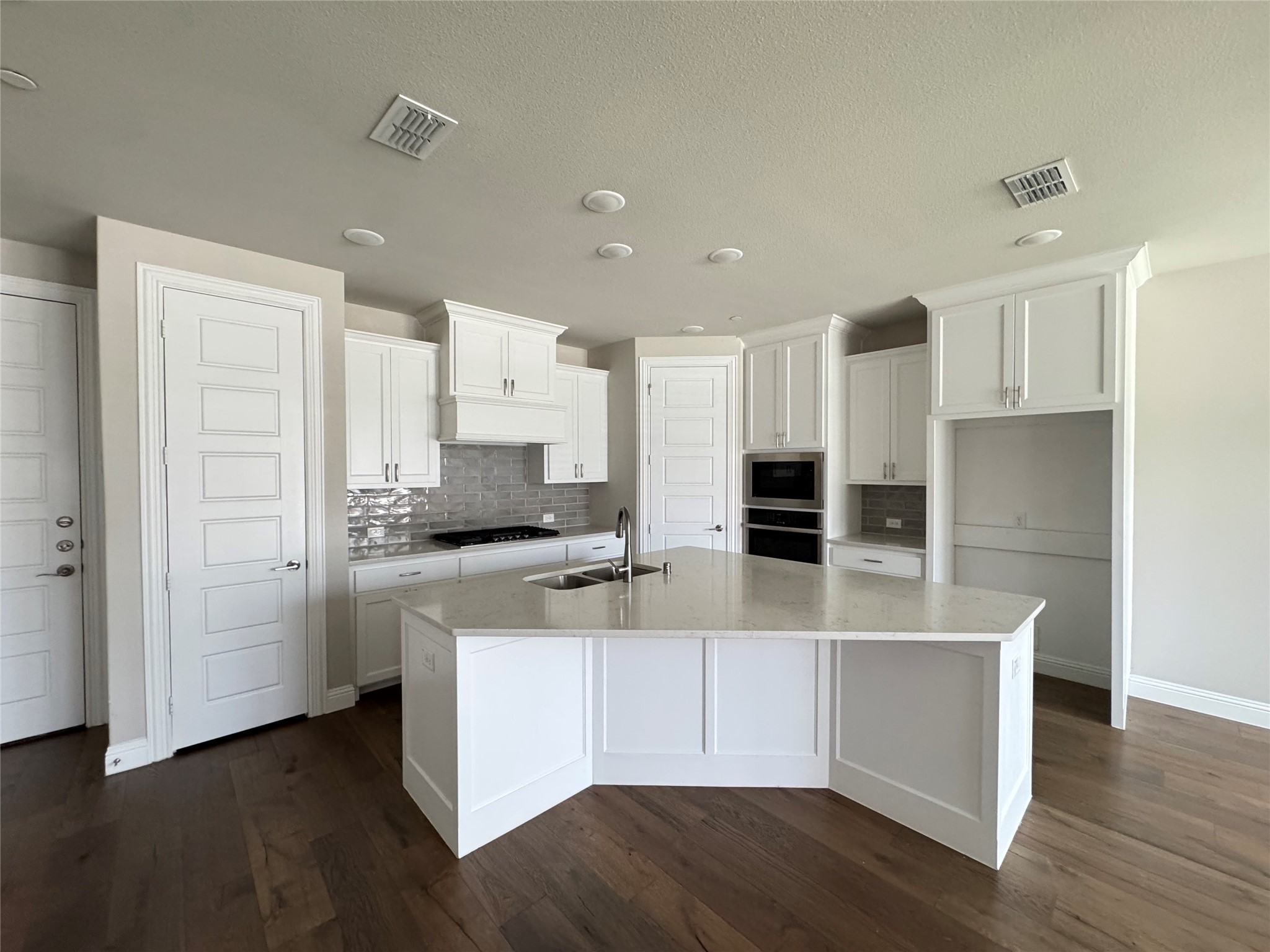 1959 Sweetwater Lane